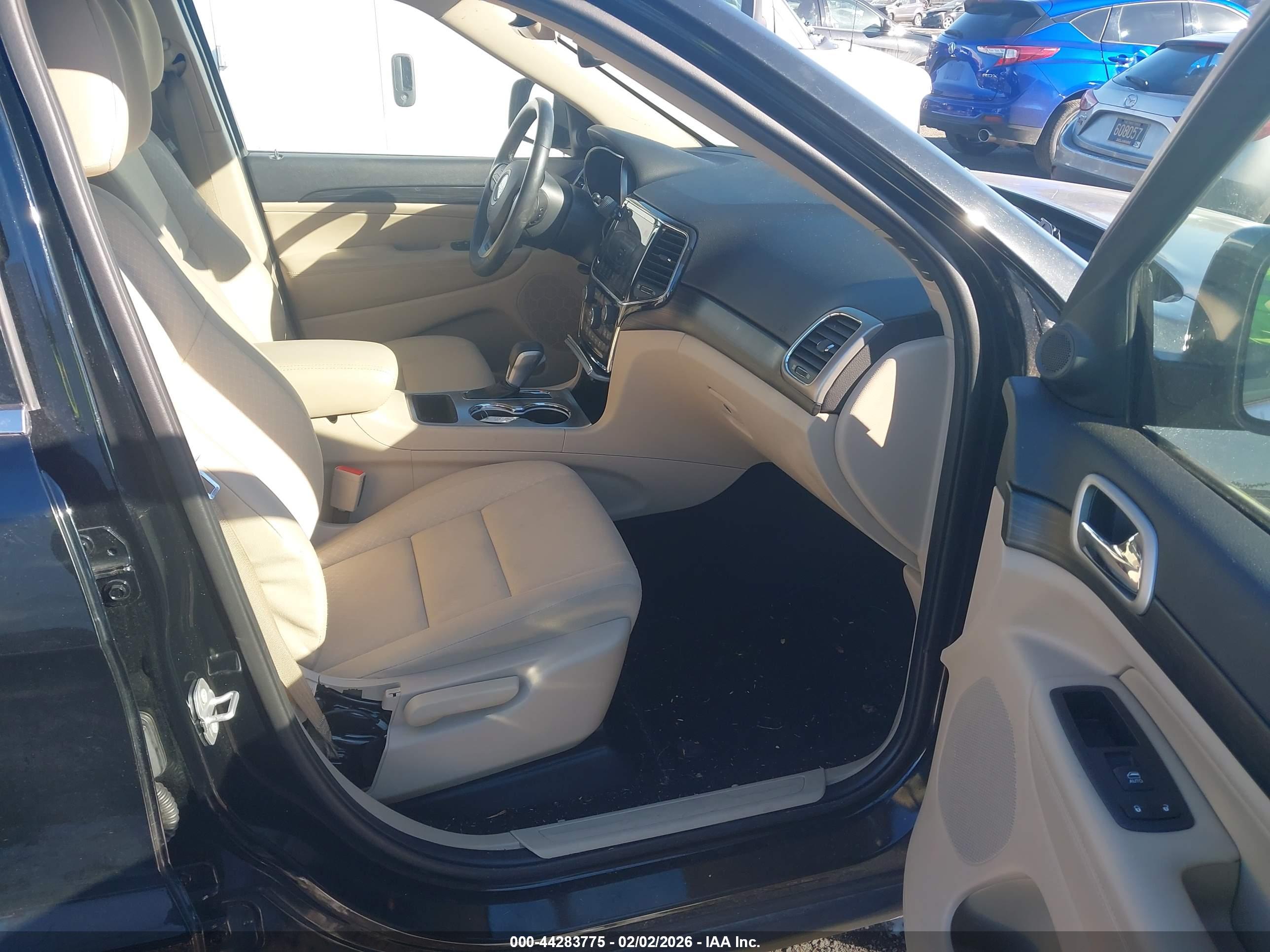 JEEP GRAND image 5