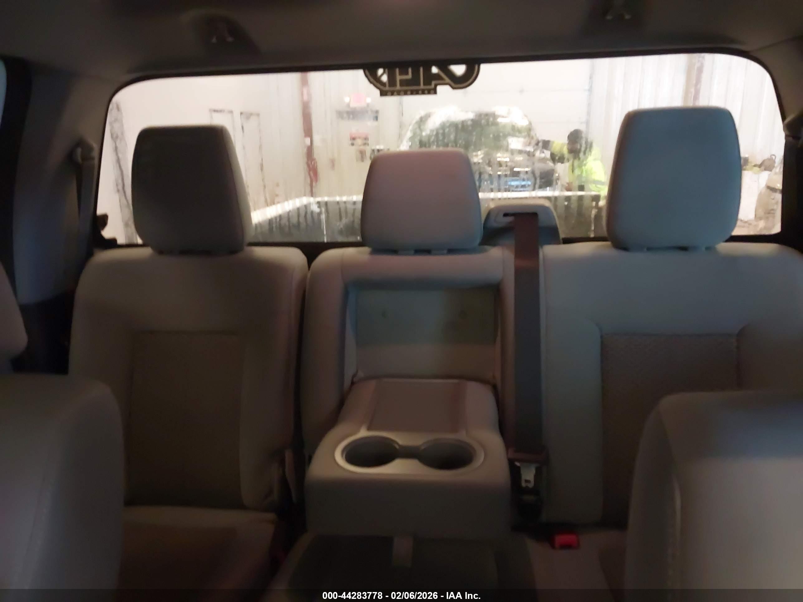 FORD F-350 image 7