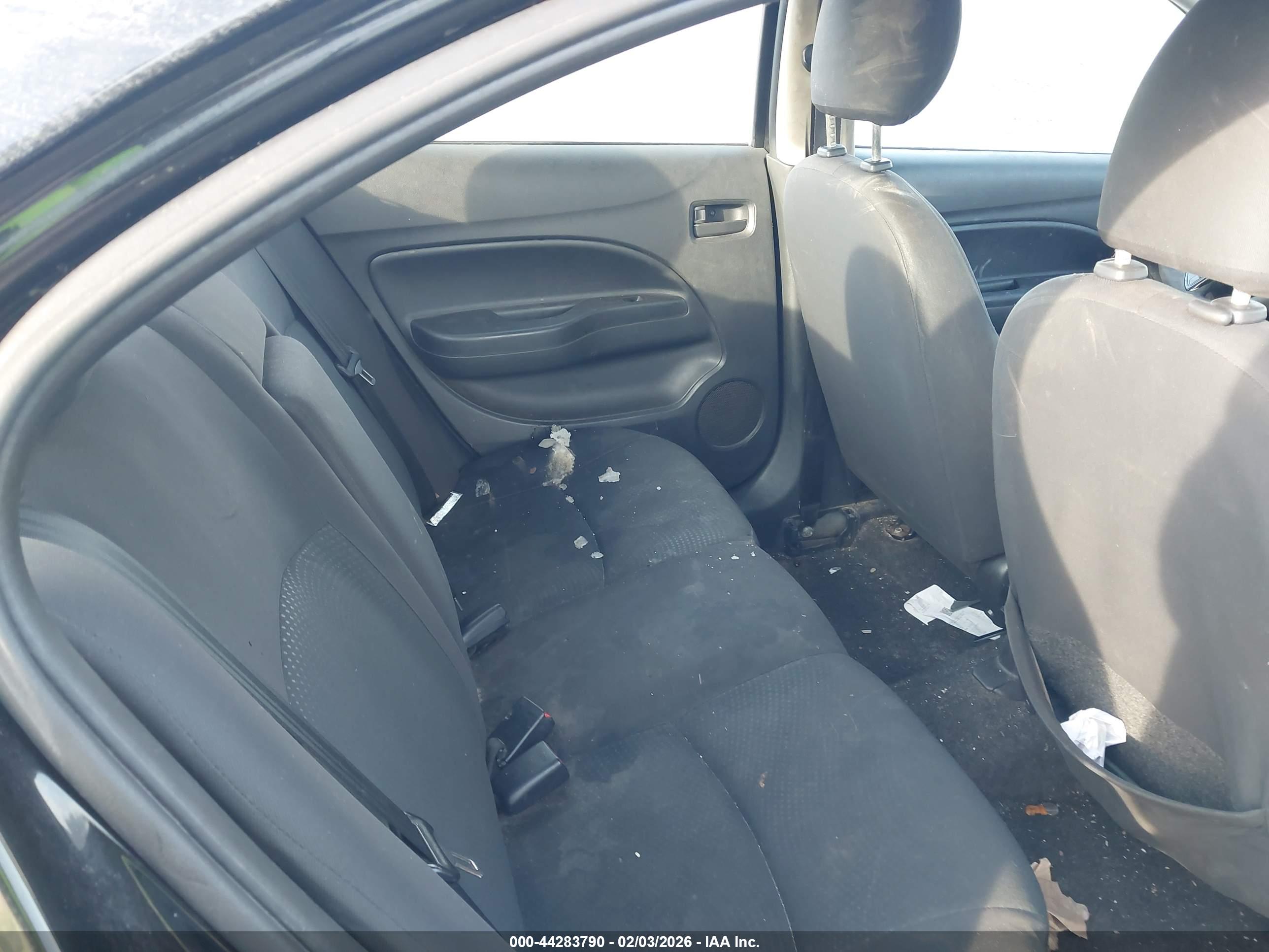 MITSUBISHI MIRAGE image 8