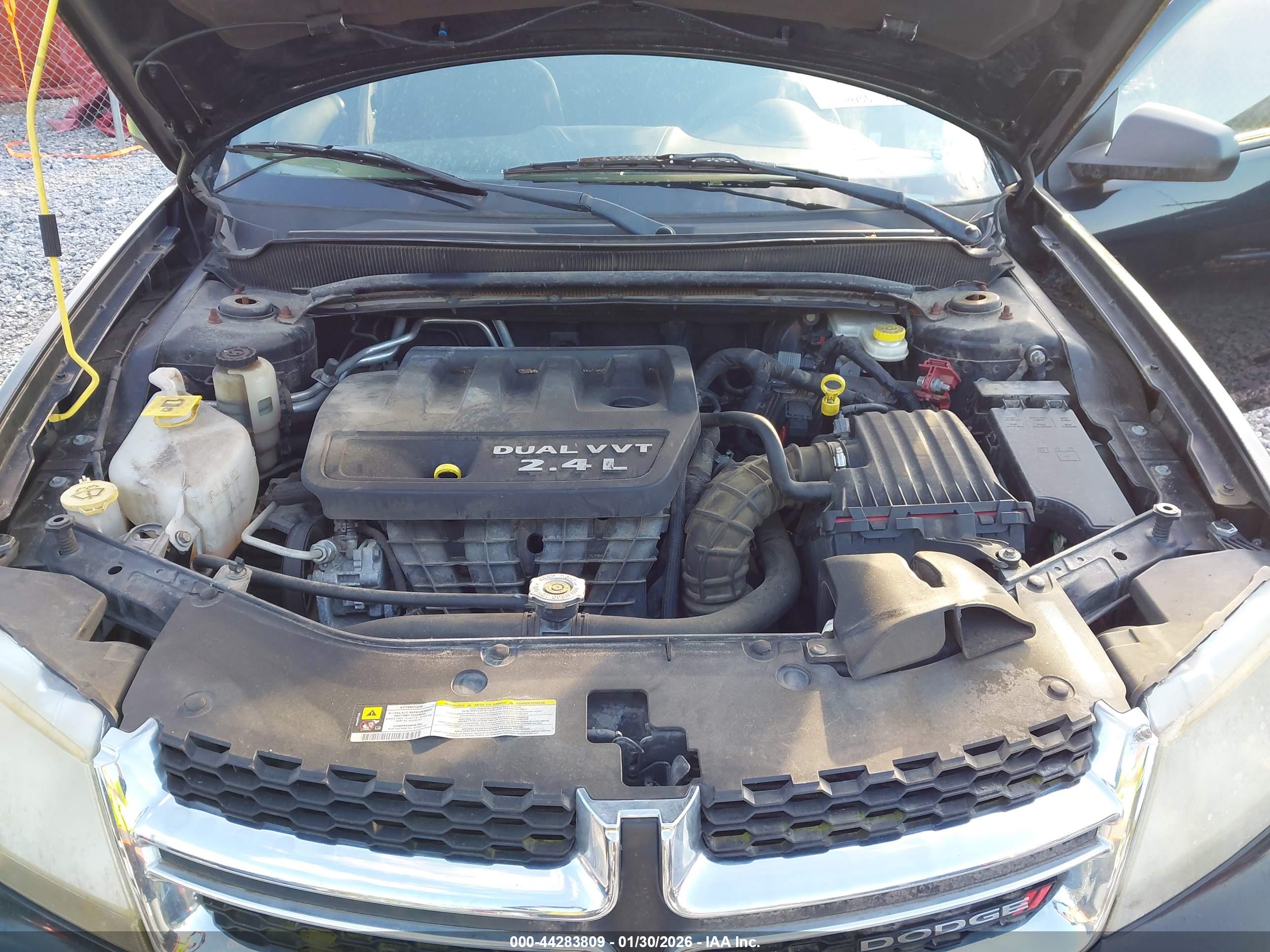 DODGE AVENGER image 10