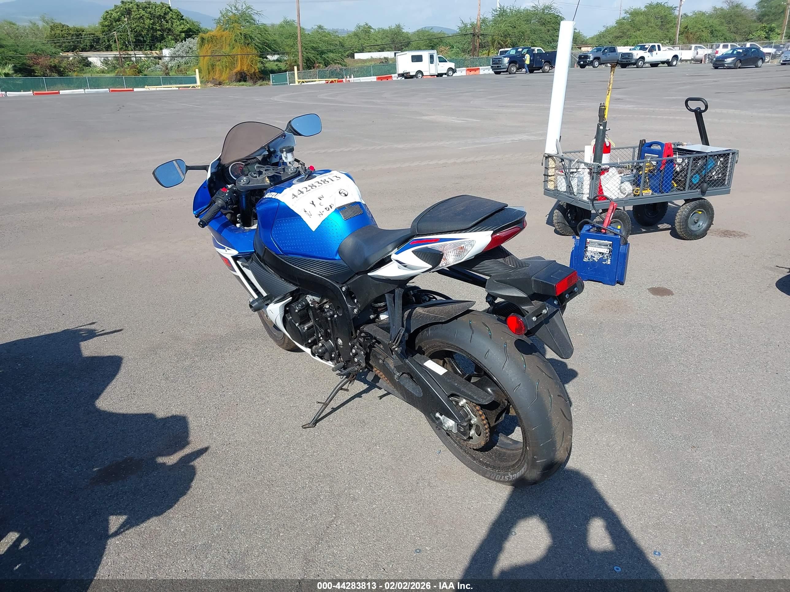 SUZUKI GSX-R600 image 3
