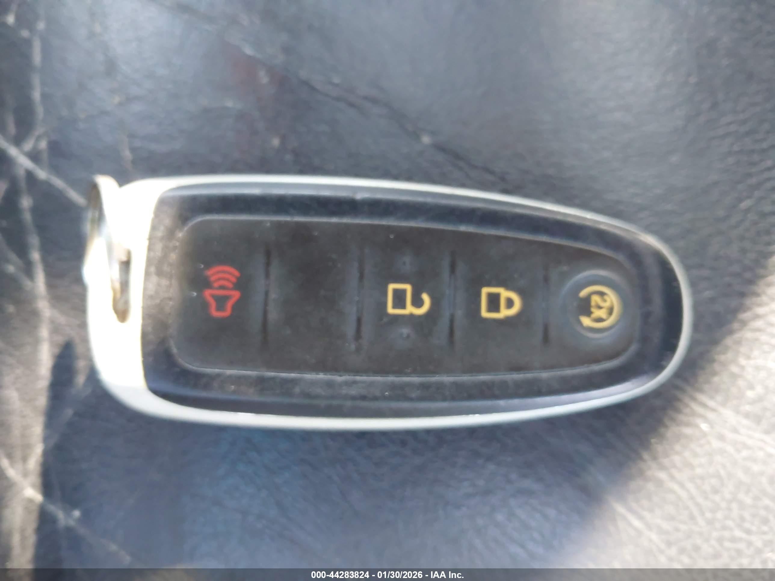 FORD EXPLORER image 11