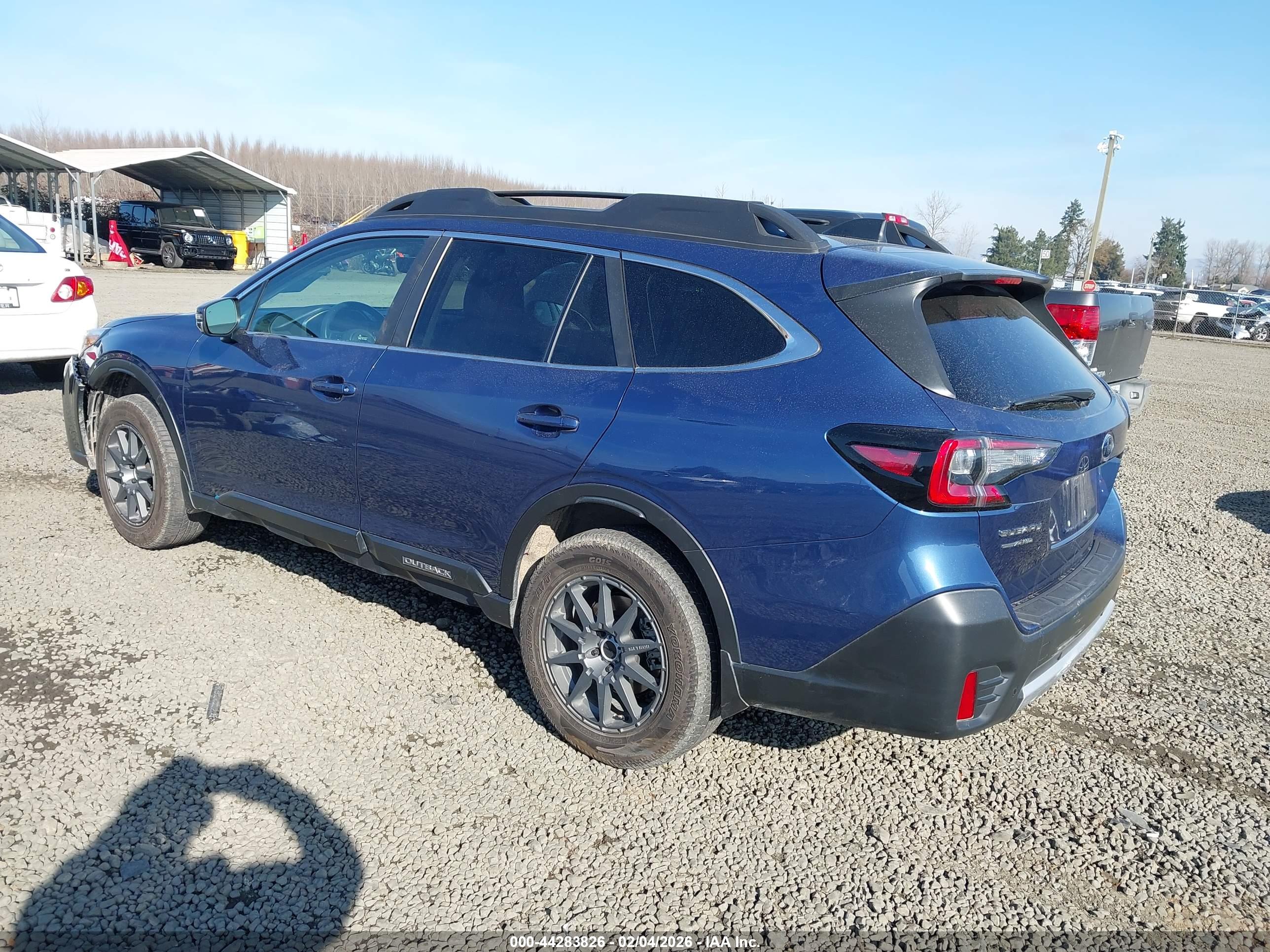 SUBARU OUTBACK image 3