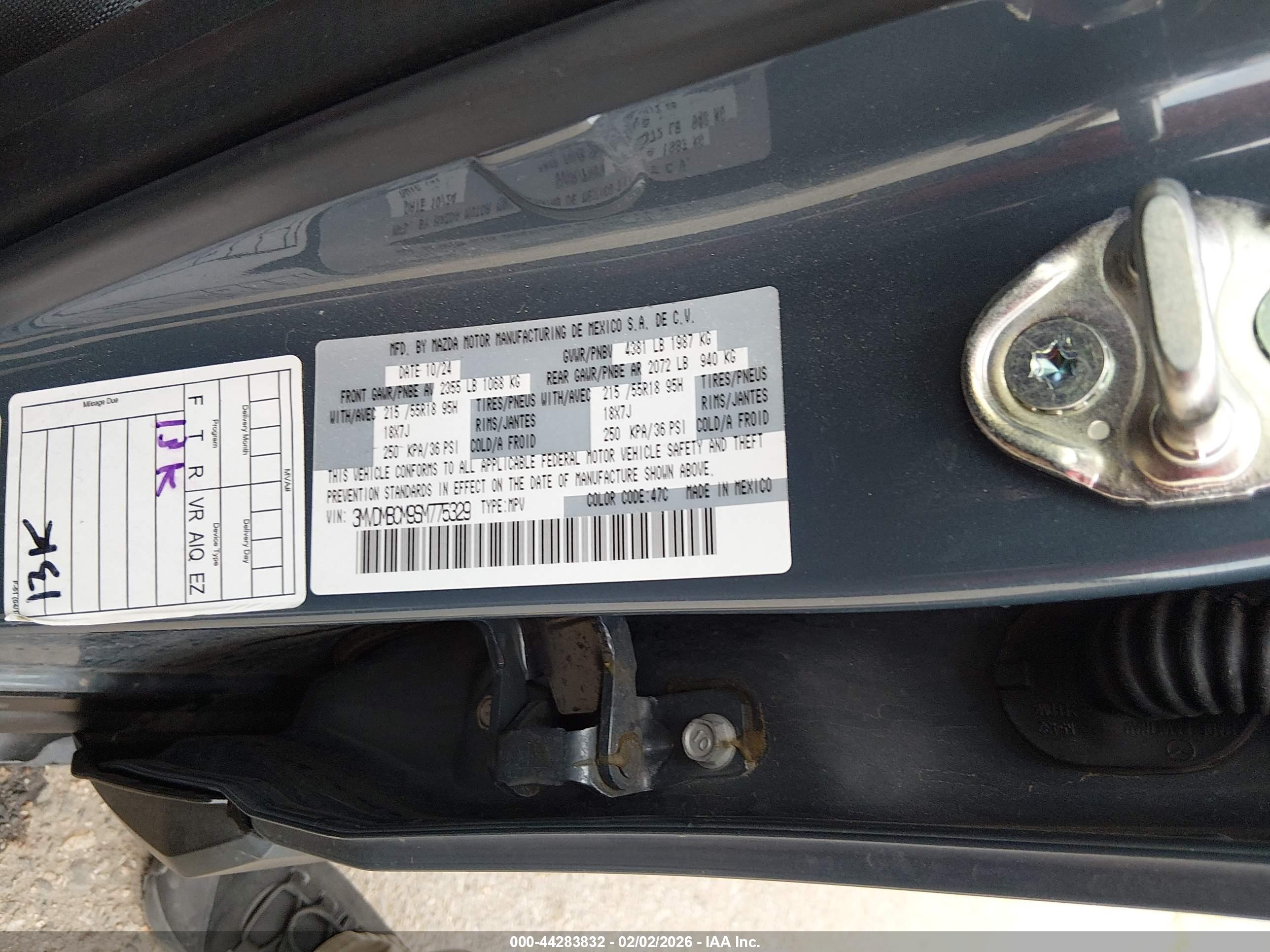 MAZDA CX-30 image 9