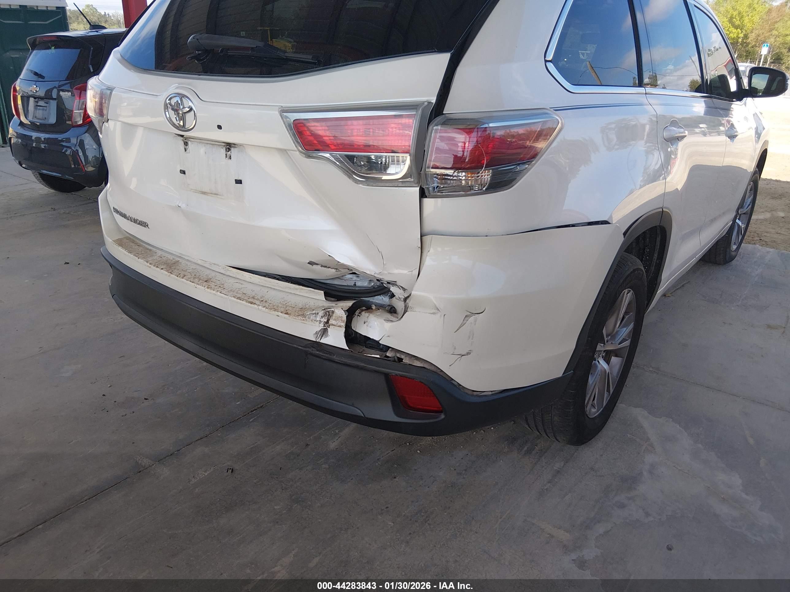 TOYOTA HIGHLANDER image 6