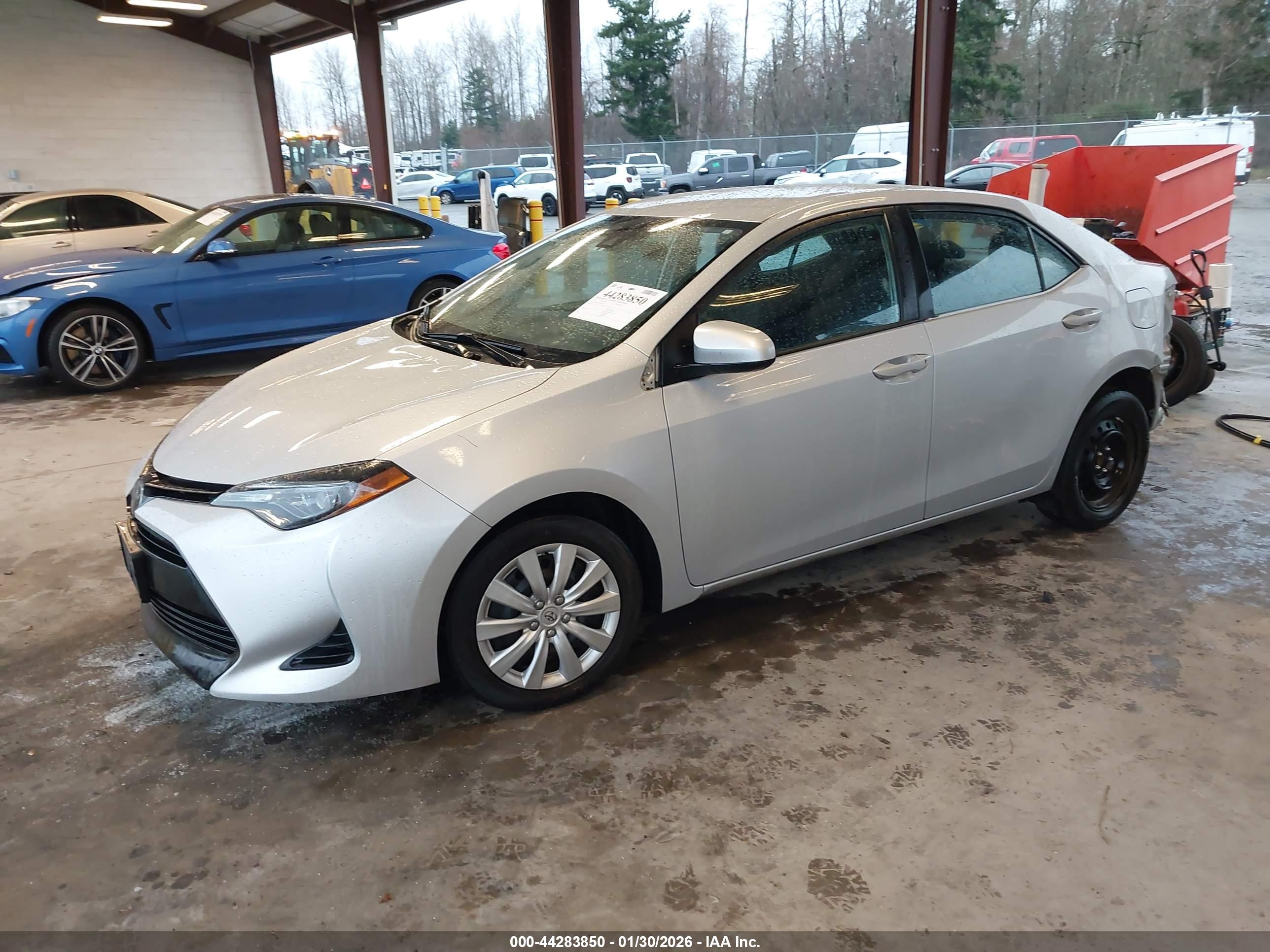 TOYOTA COROLLA image 2