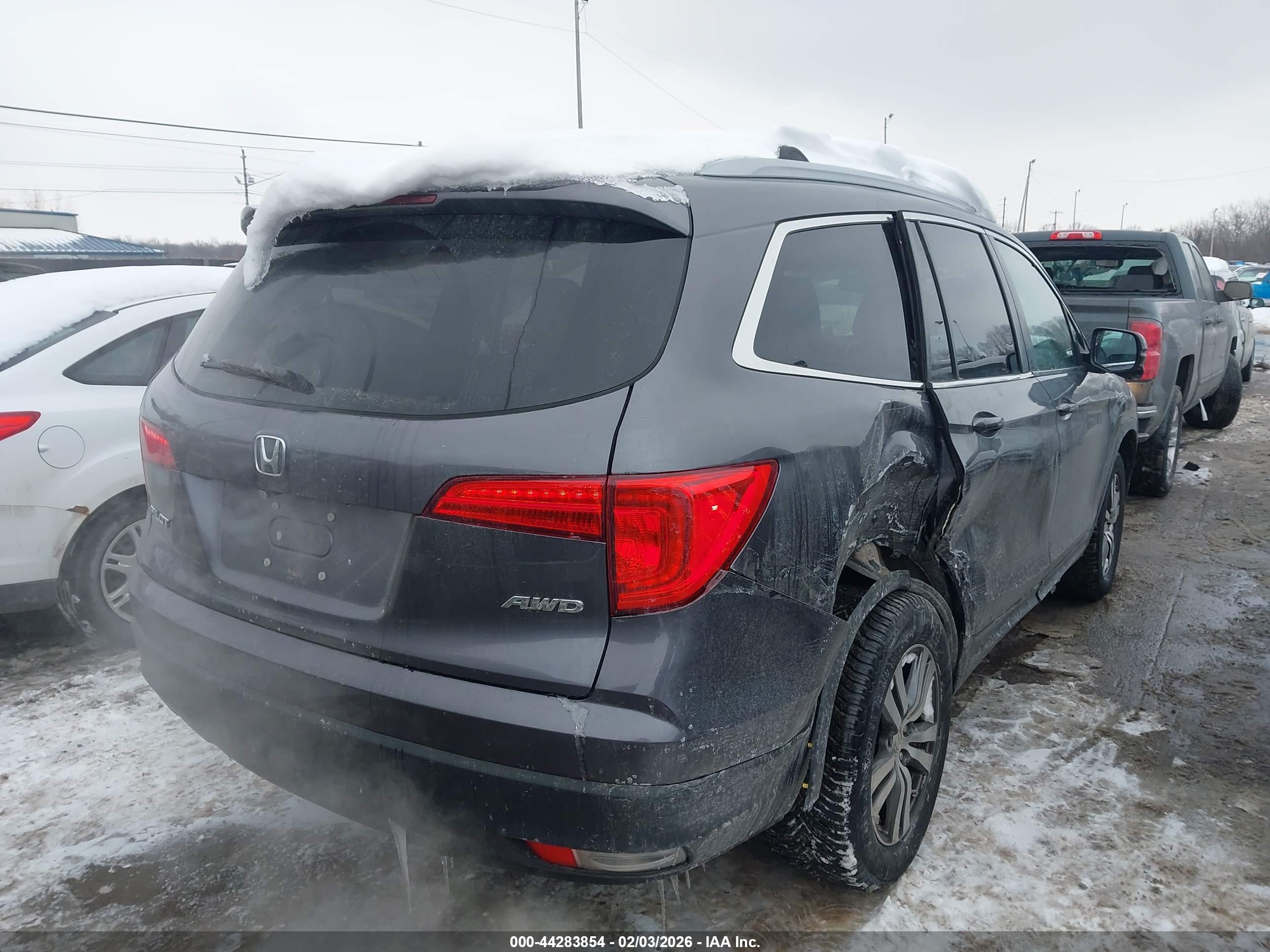 HONDA PILOT image 4