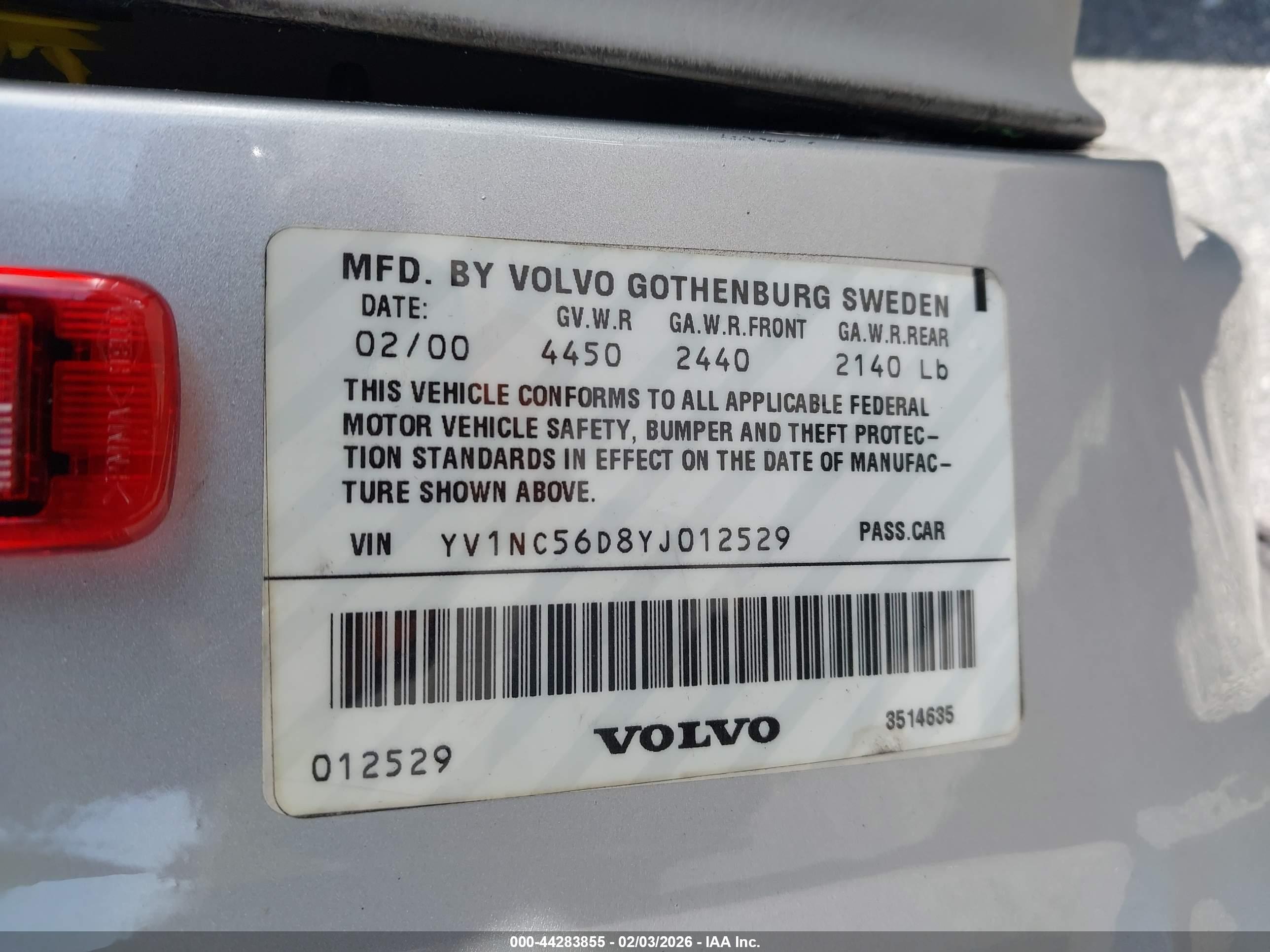 VOLVO C70 image 9