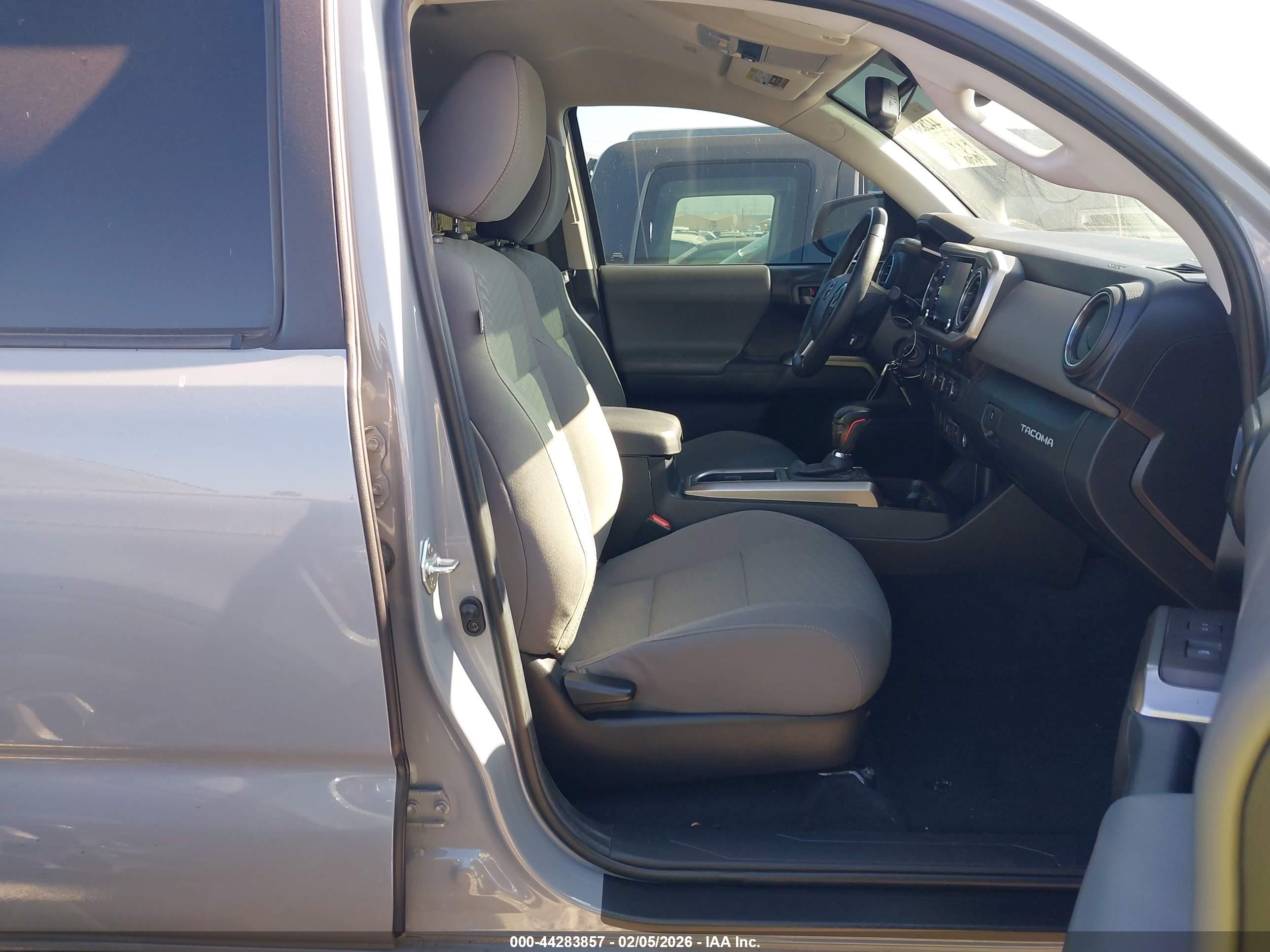 TOYOTA TACOMA image 5