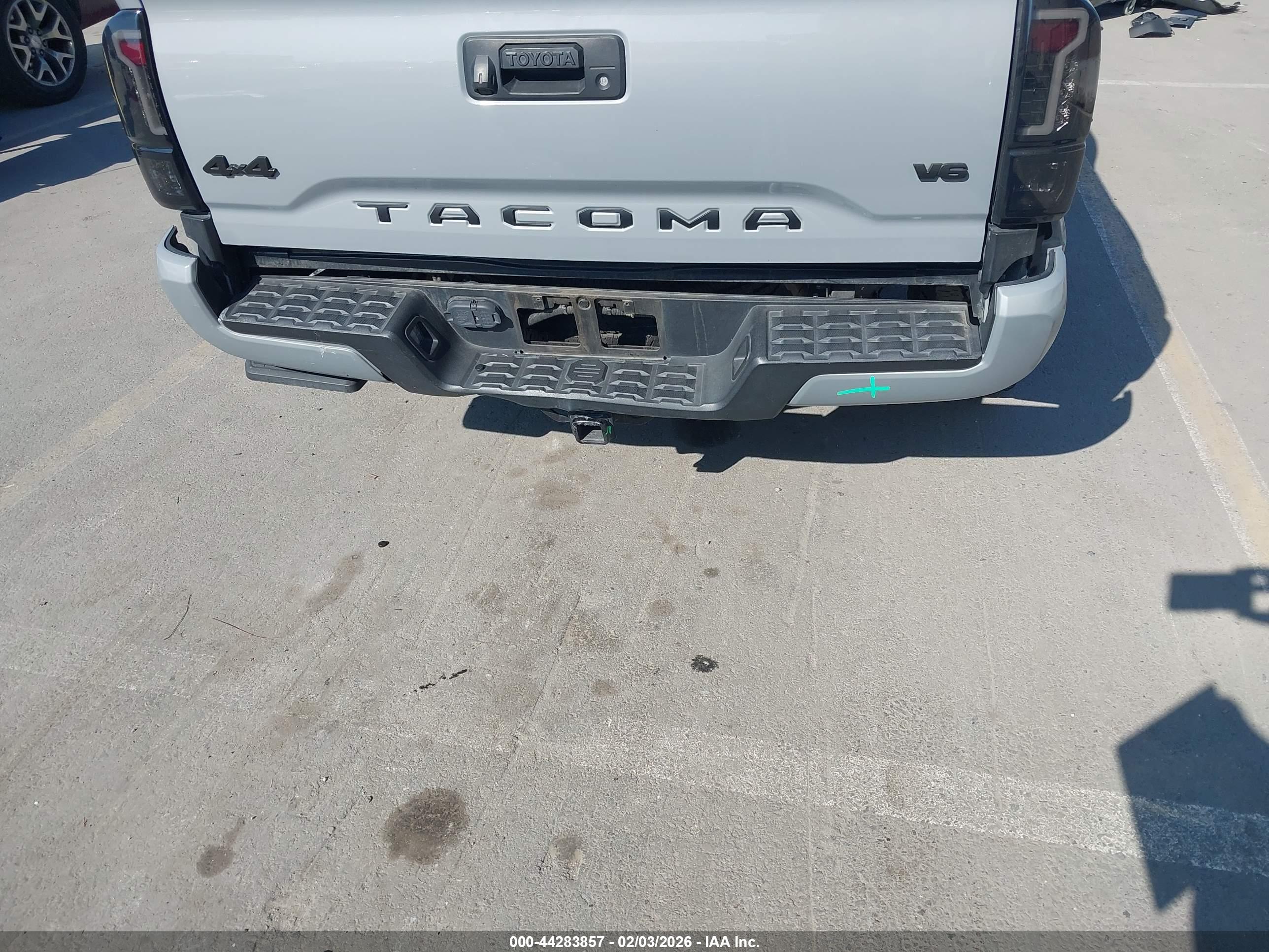 TOYOTA TACOMA image 6
