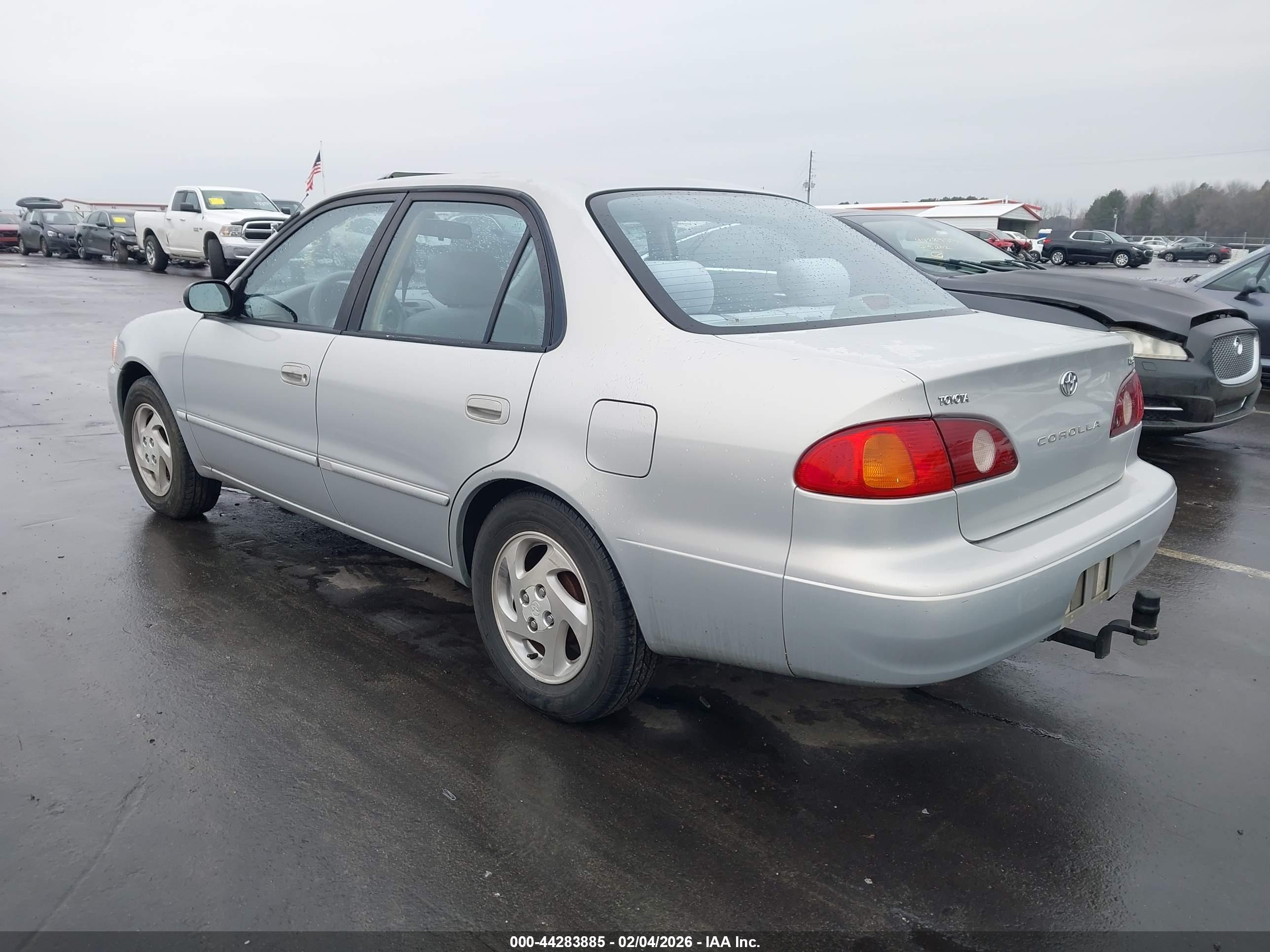 TOYOTA COROLLA image 3