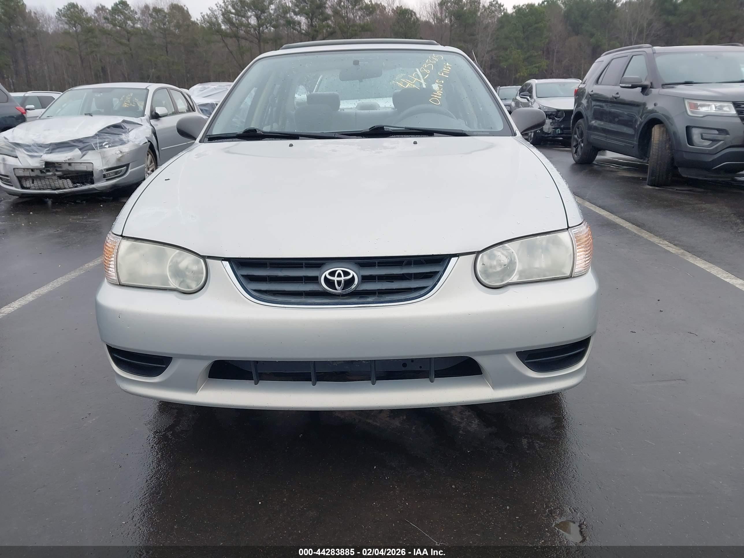 TOYOTA COROLLA image 6