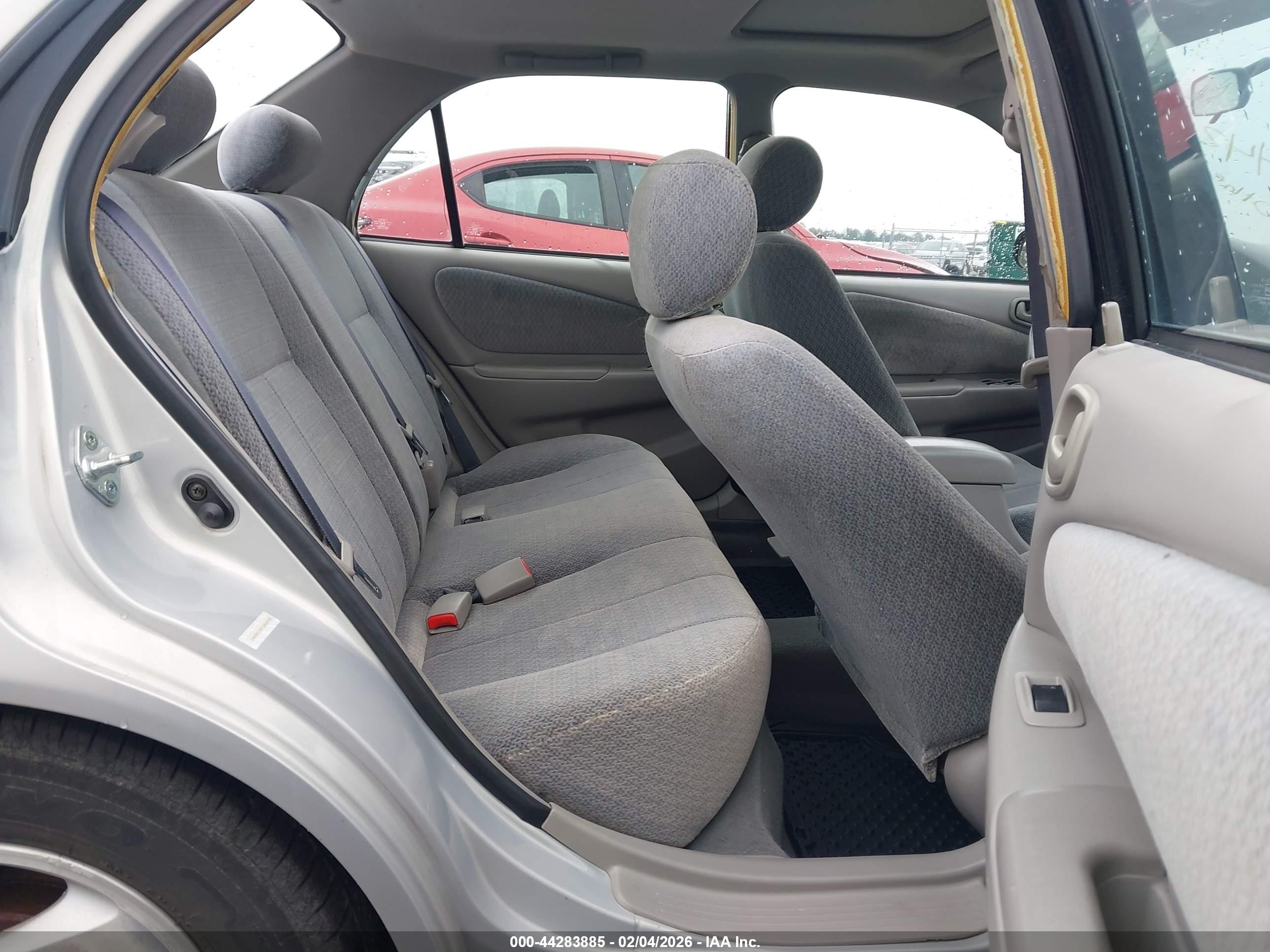TOYOTA COROLLA image 8