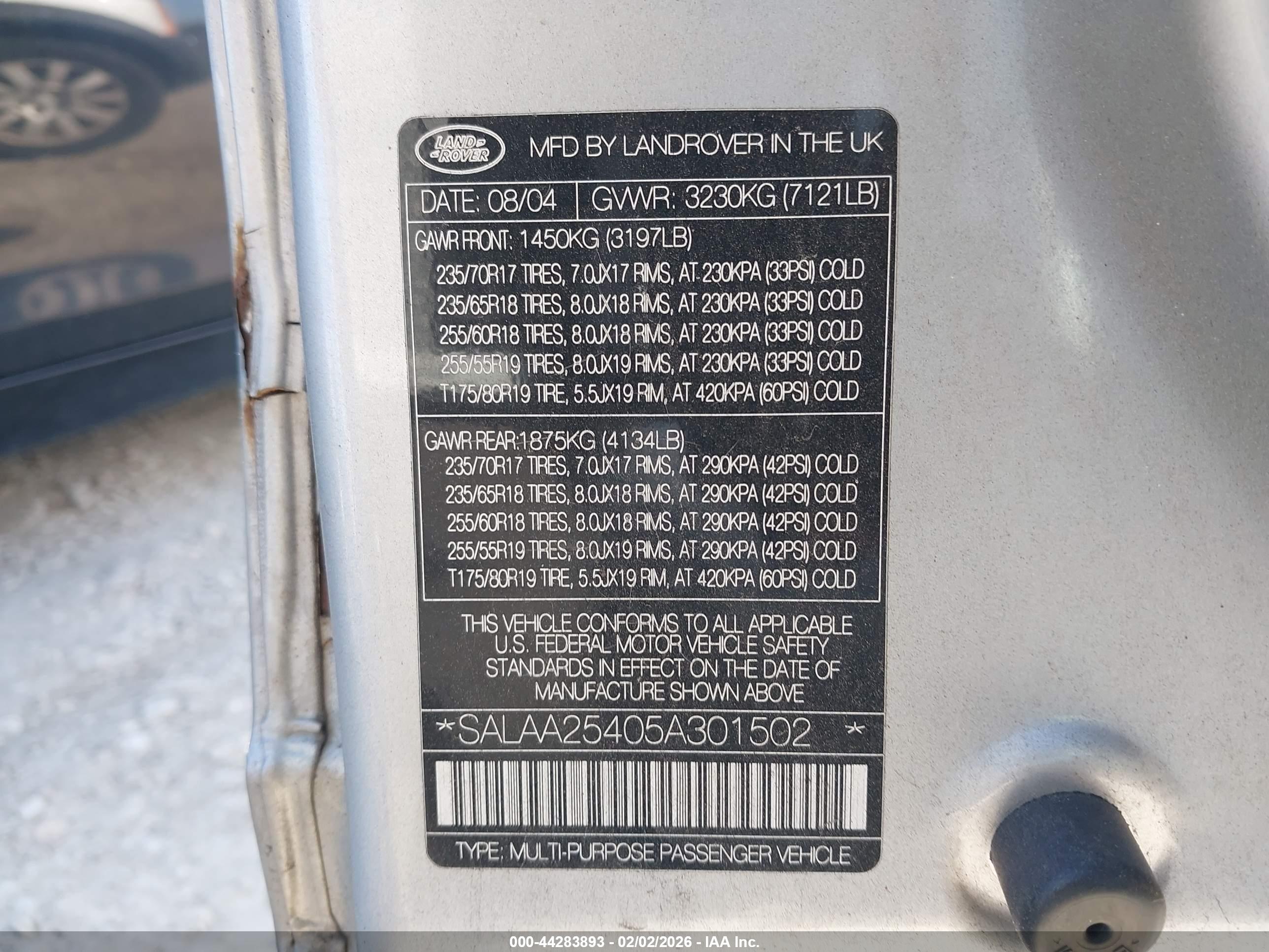LAND ROVER image 9