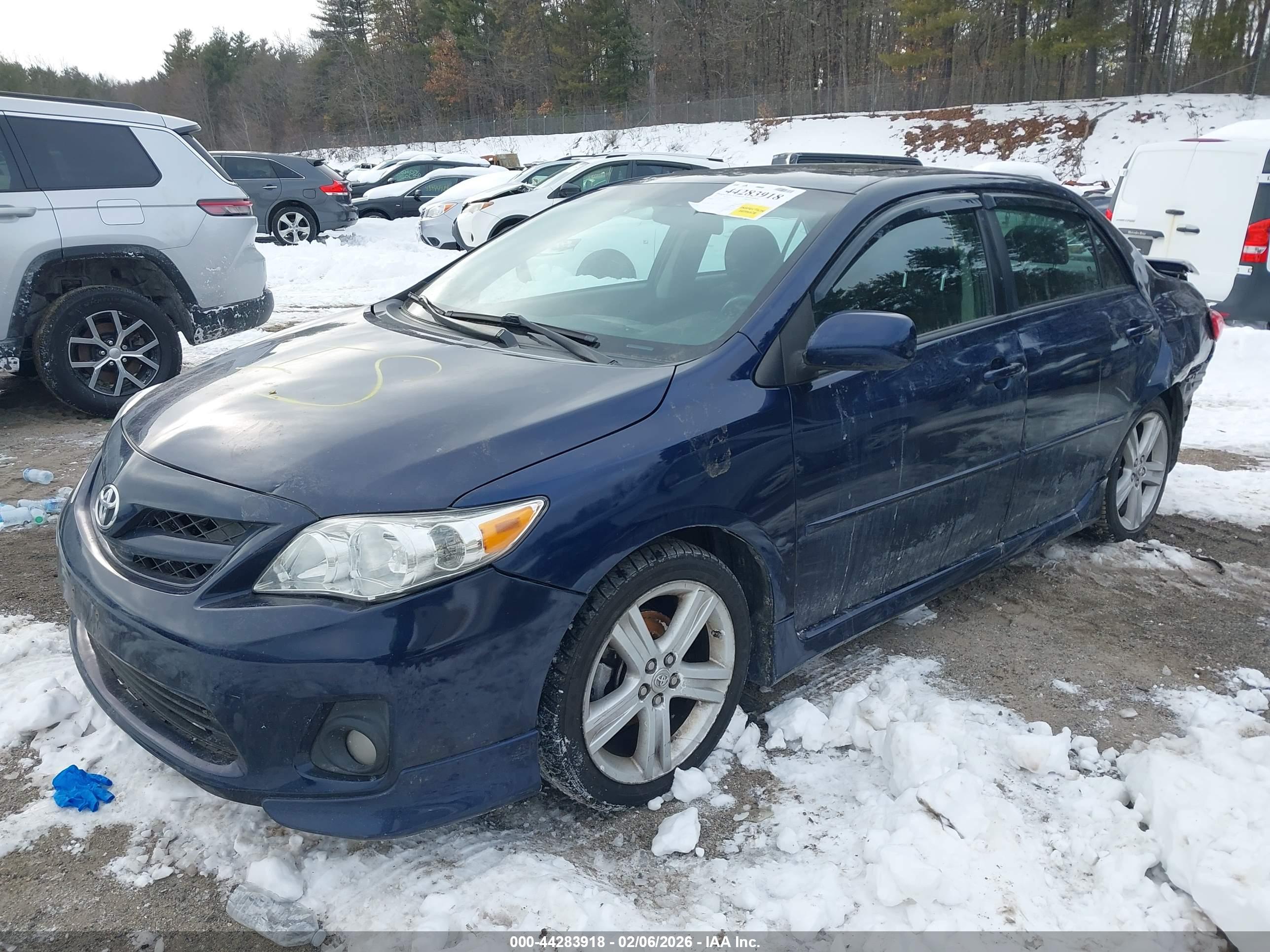 TOYOTA COROLLA image 2