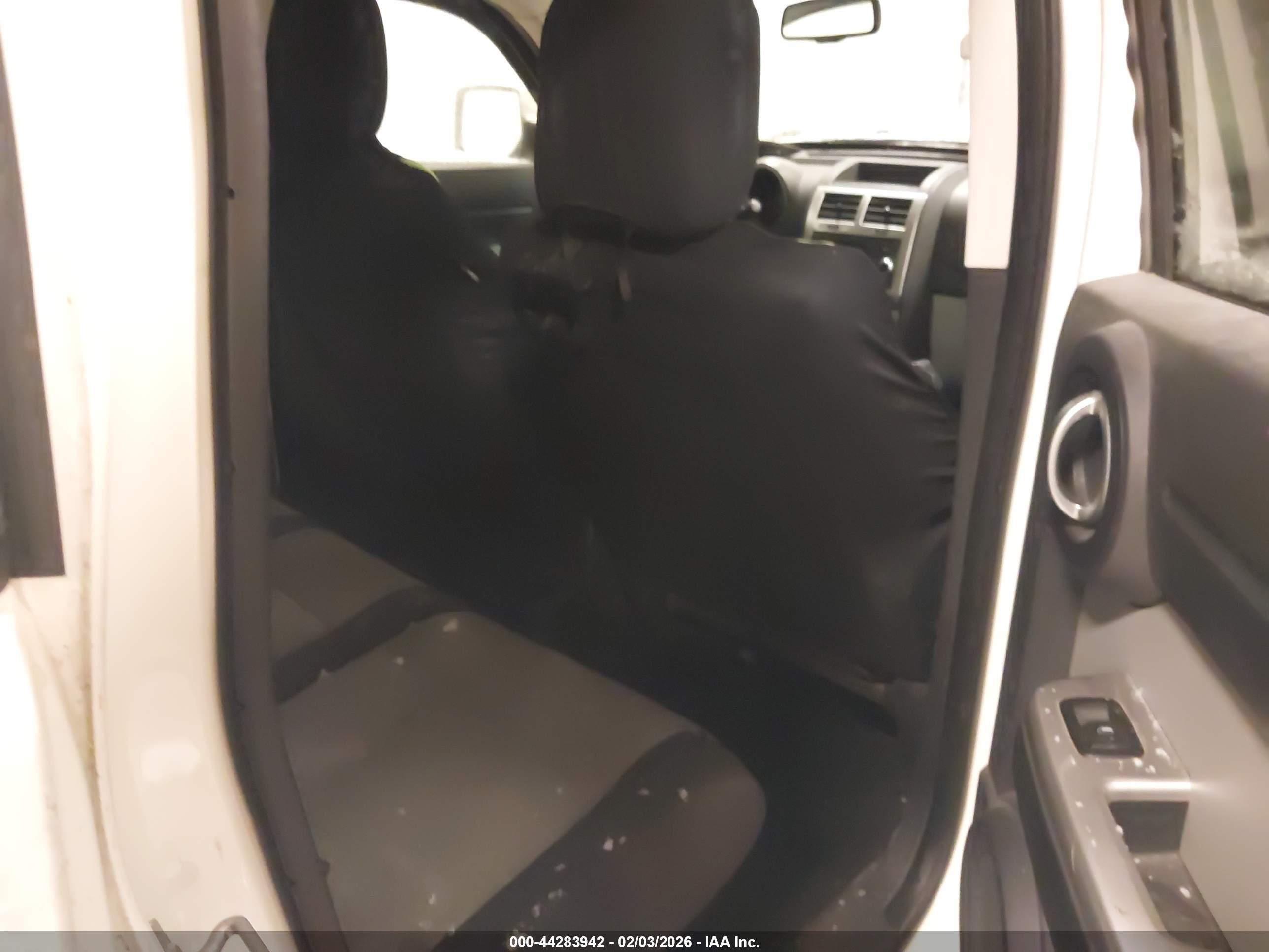 DODGE NITRO image 8