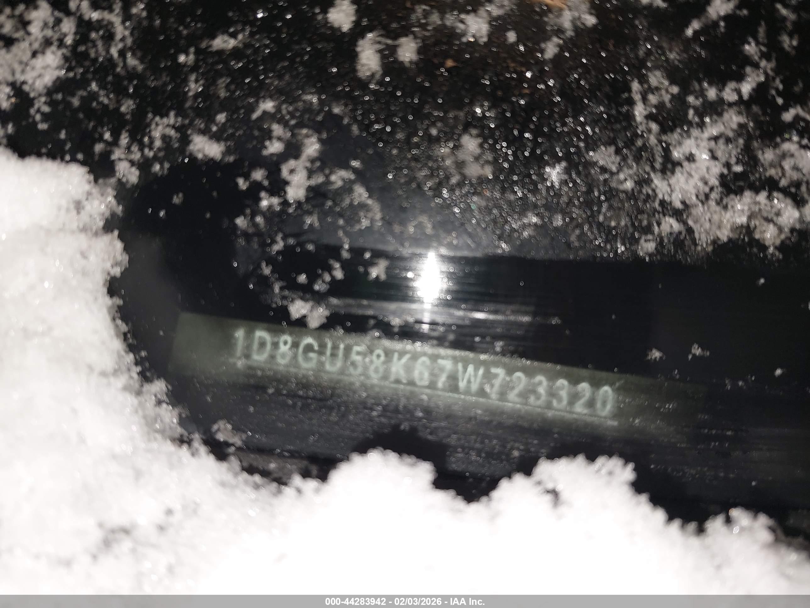 DODGE NITRO image 9