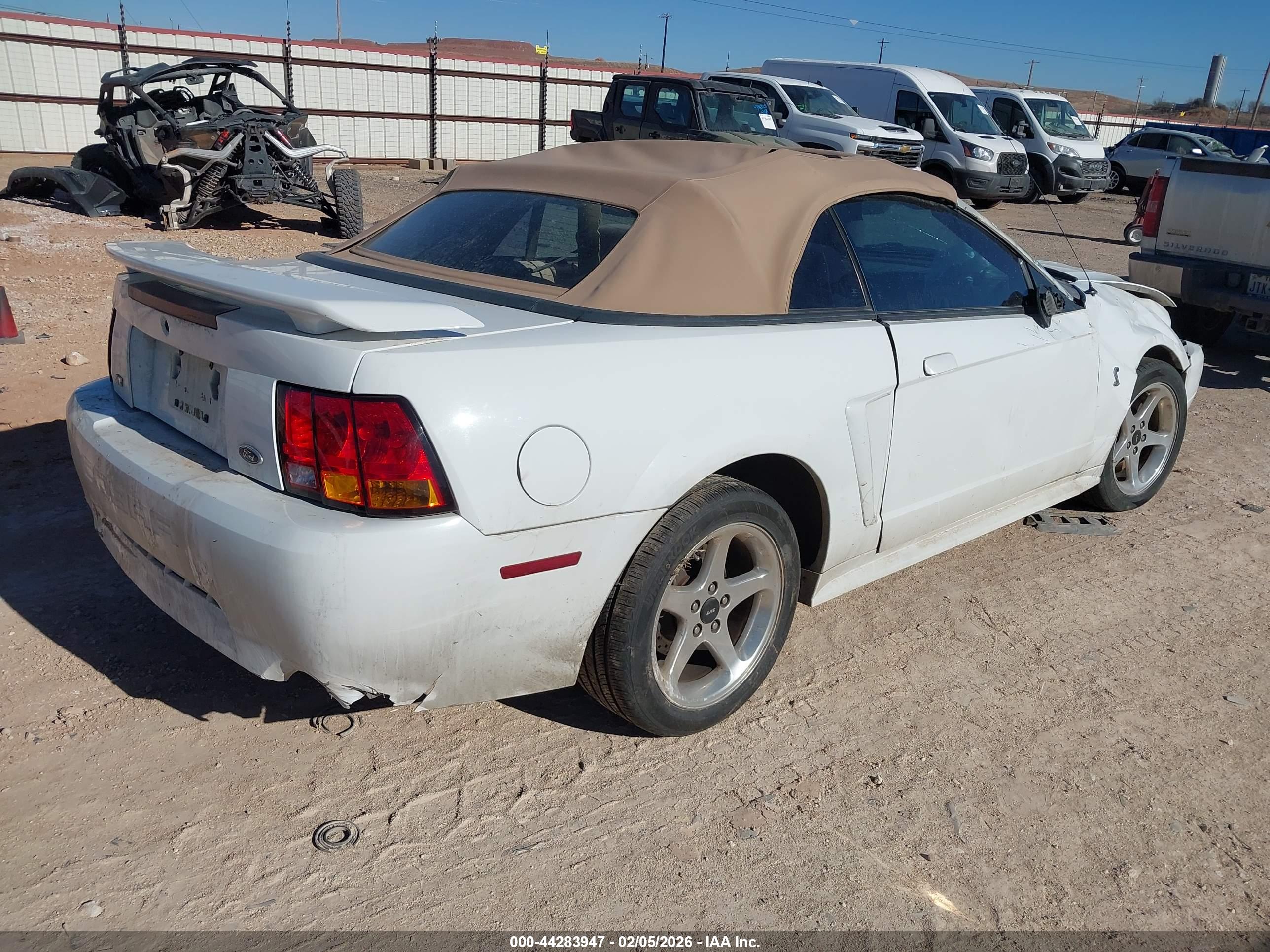 FORD MUSTANG image 4