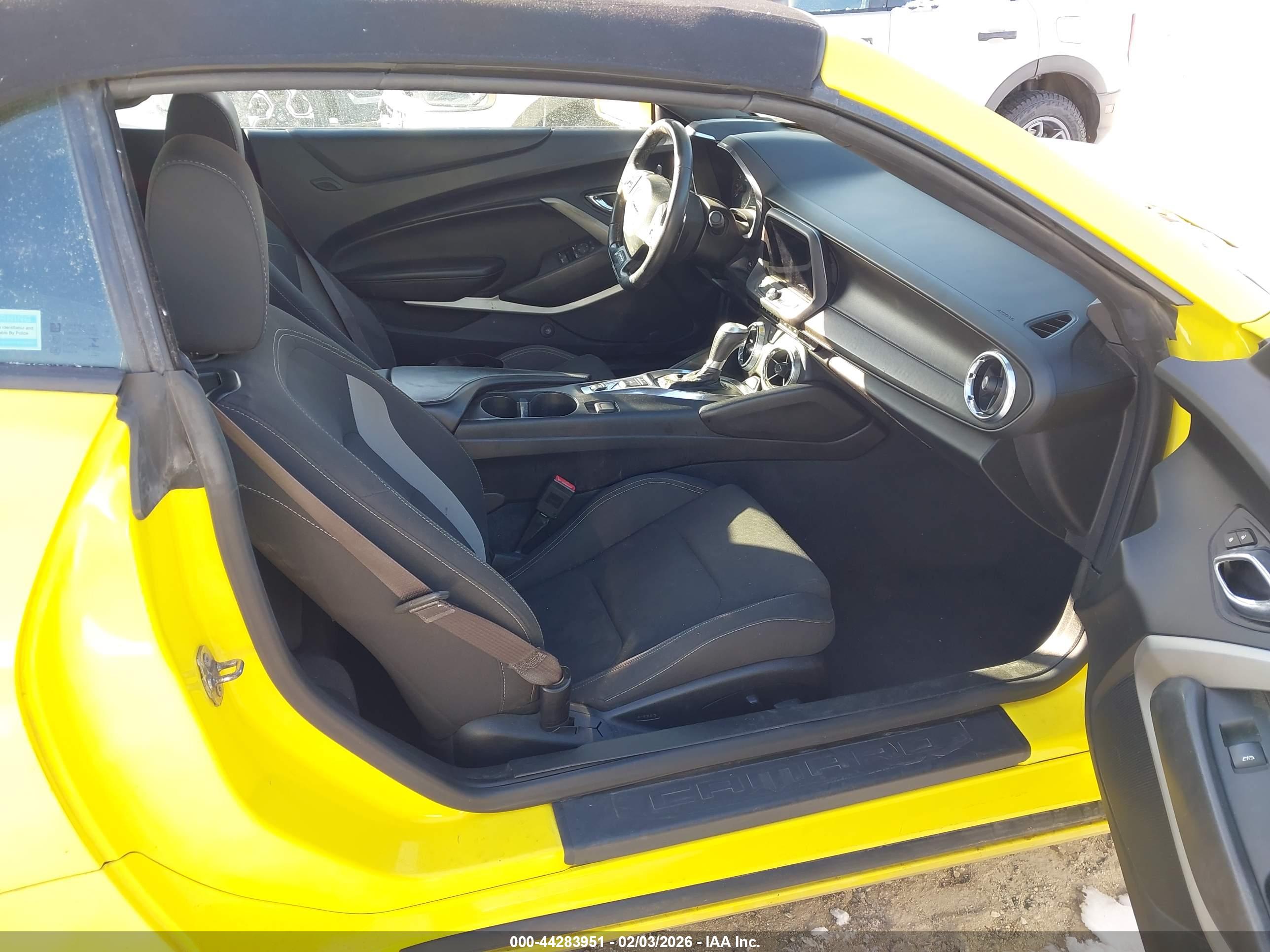 CHEVROLET CAMARO image 5
