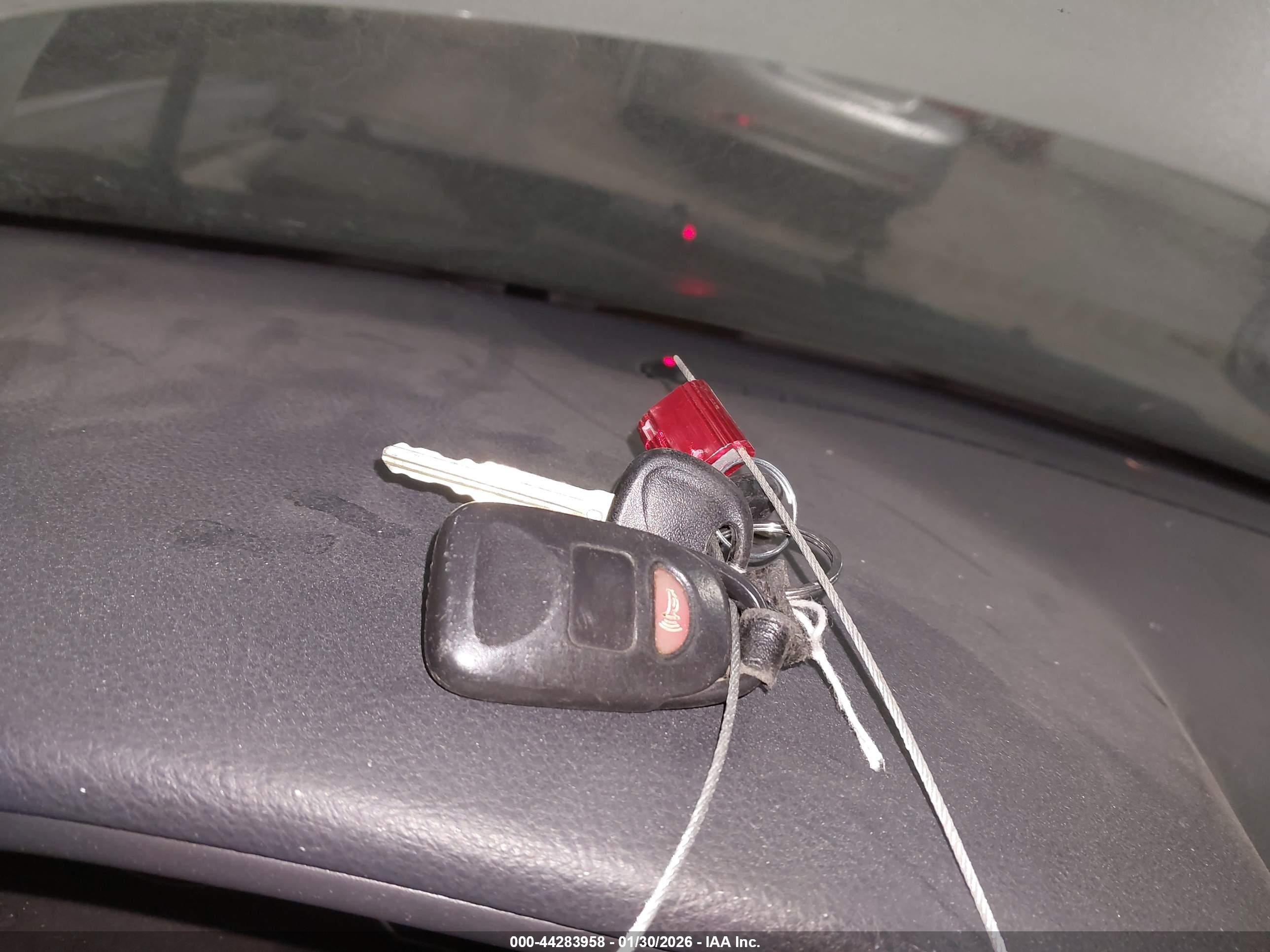HYUNDAI SANTA image 11