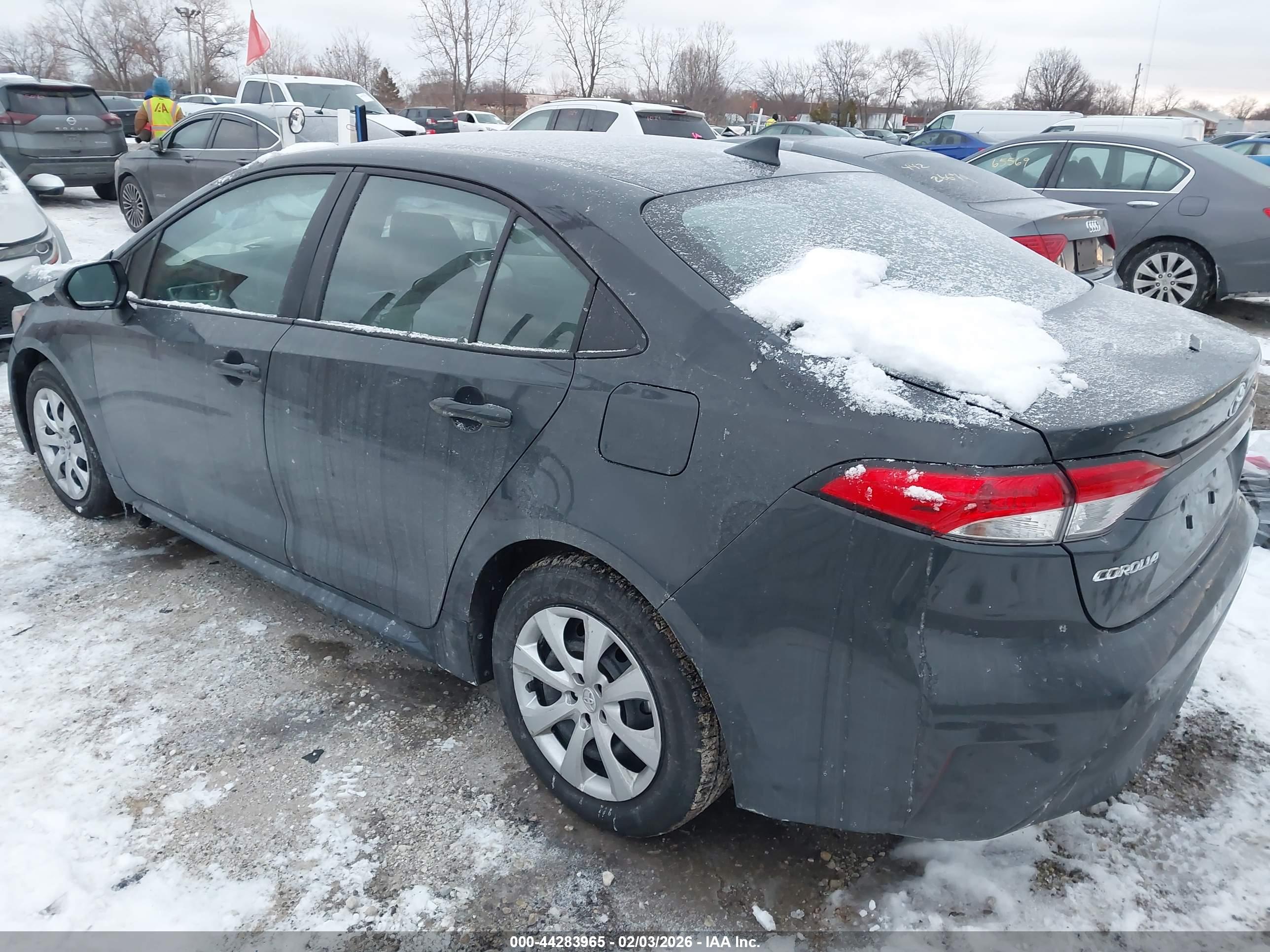 TOYOTA COROLLA image 3
