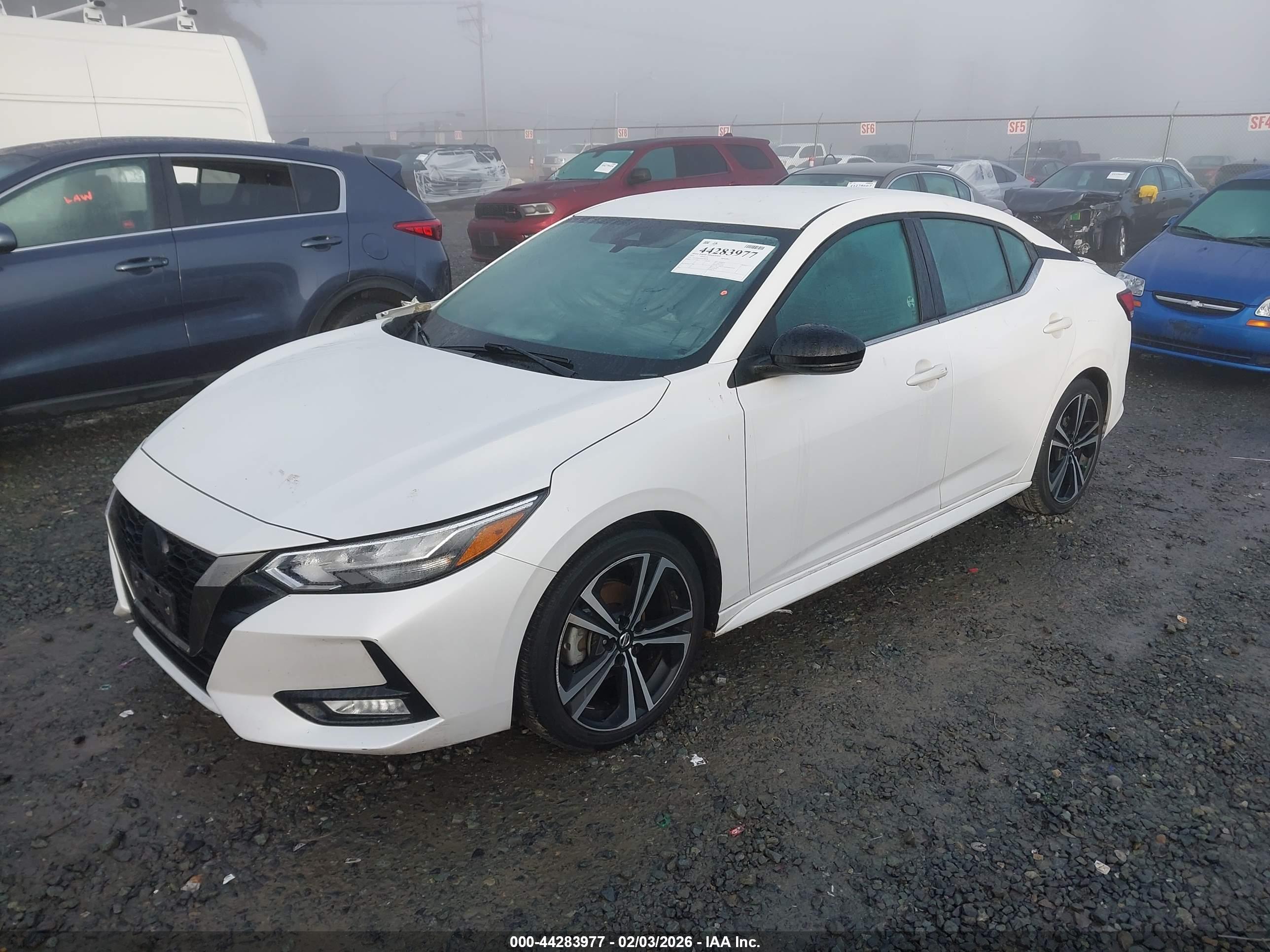 NISSAN SENTRA image 2