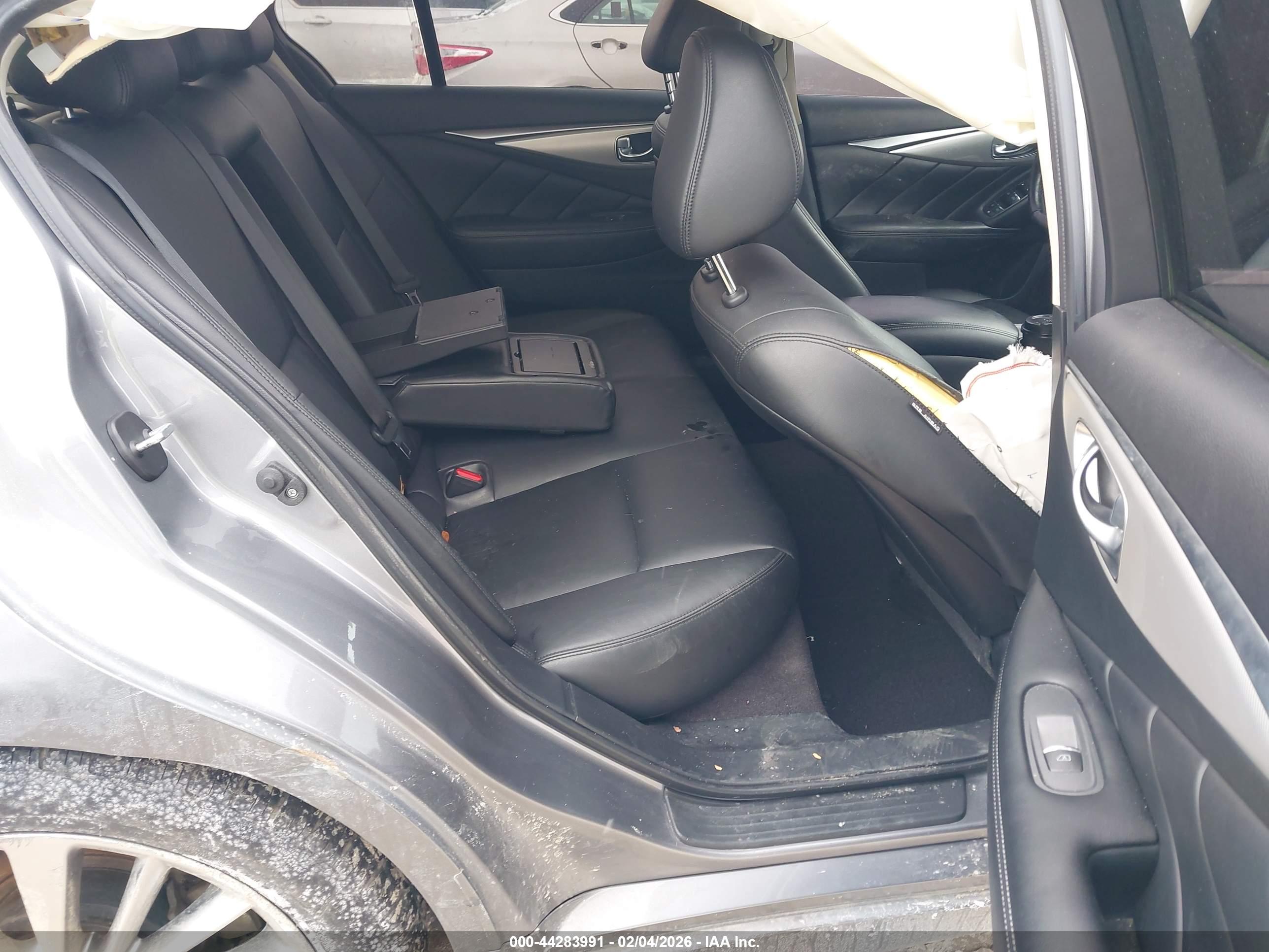 INFINITI Q50 image 8