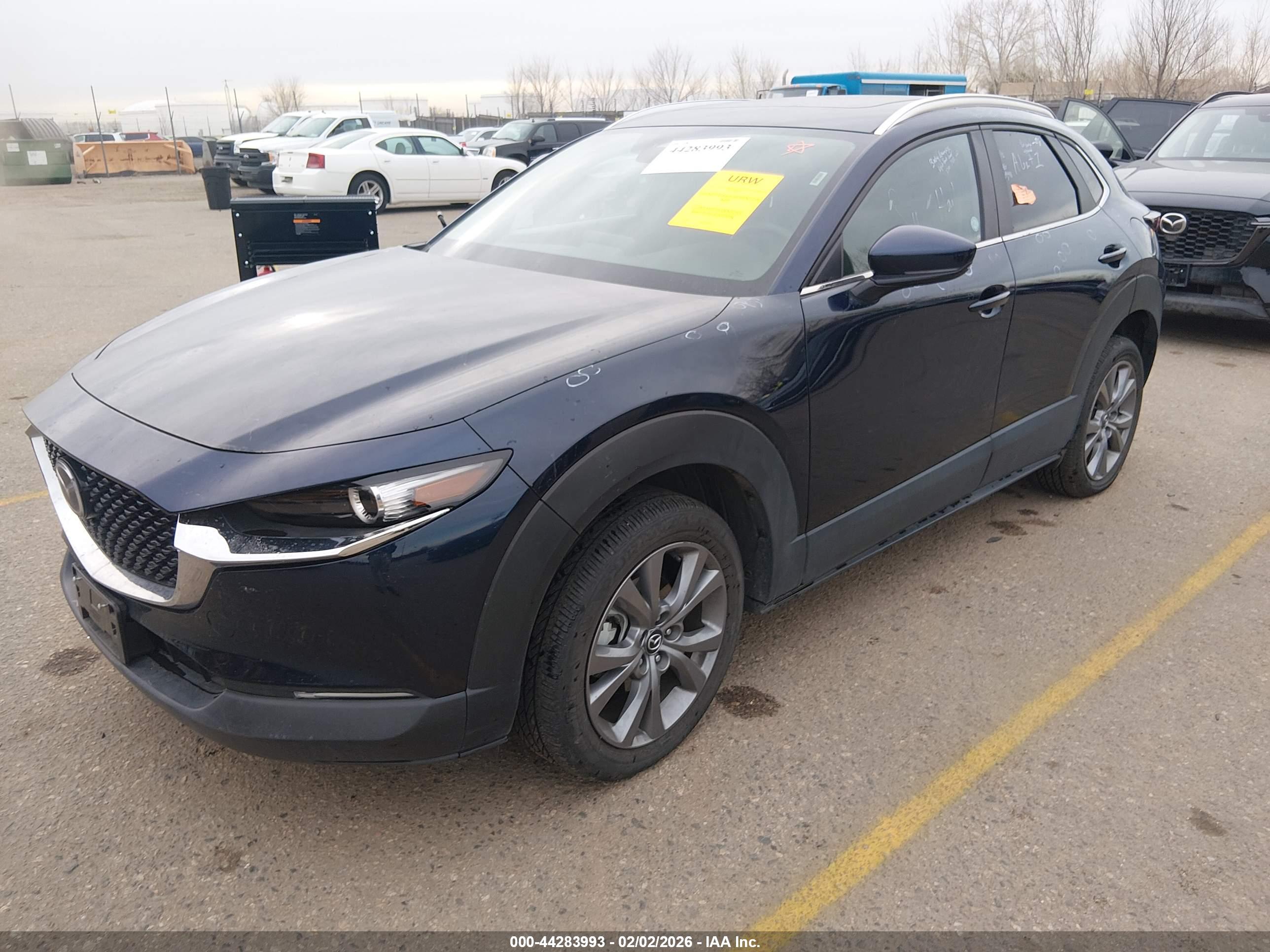 MAZDA CX-30 image 2