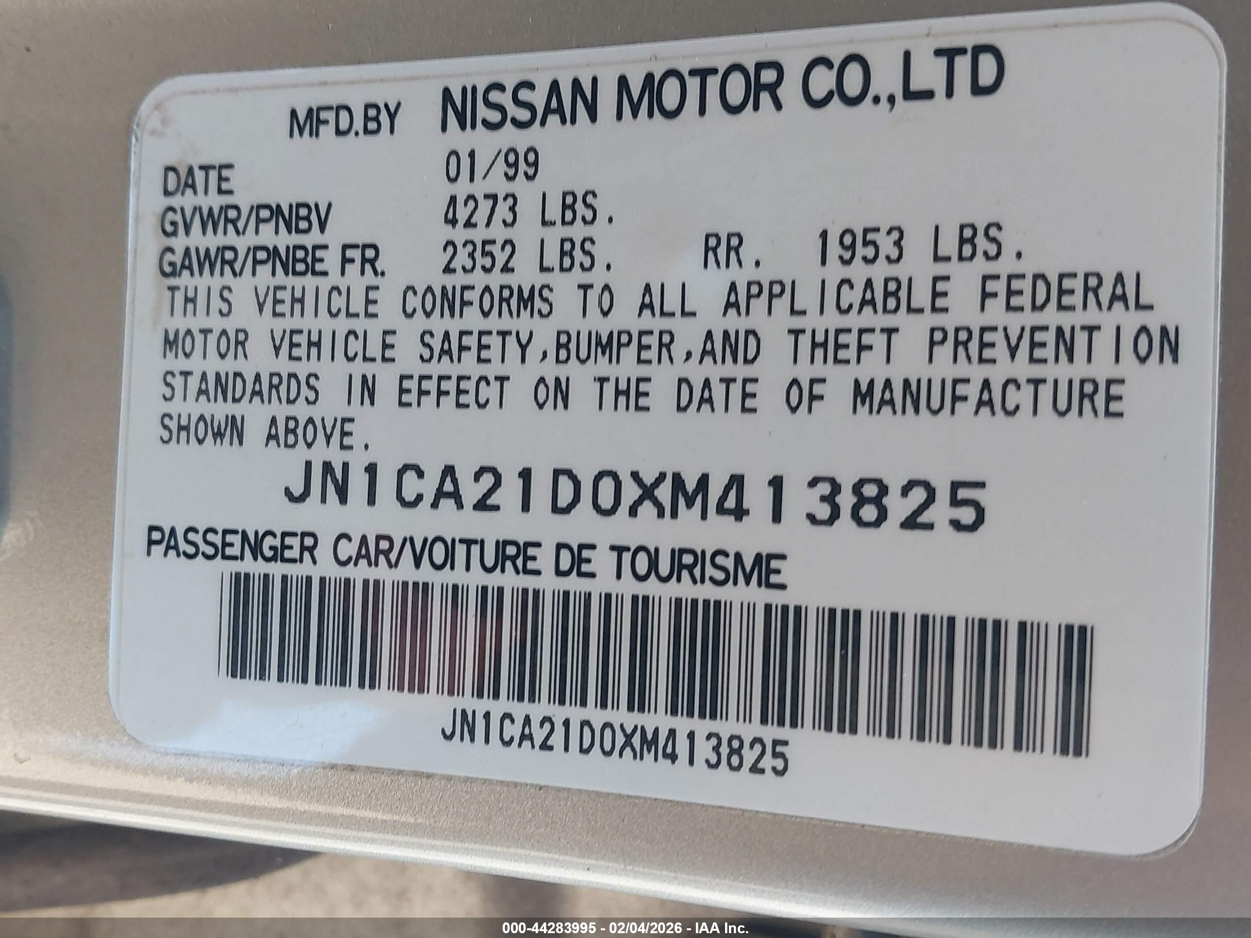 NISSAN MAXIMA image 9
