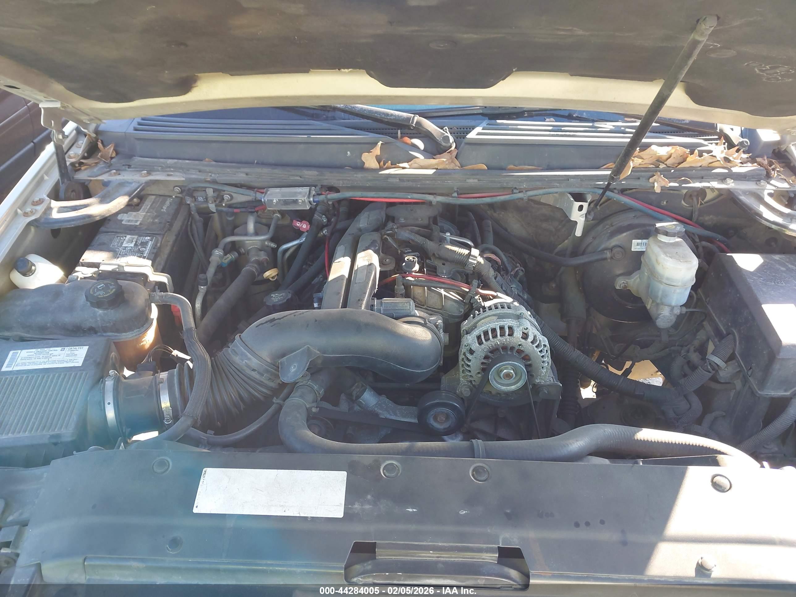 GMC YUKON image 10