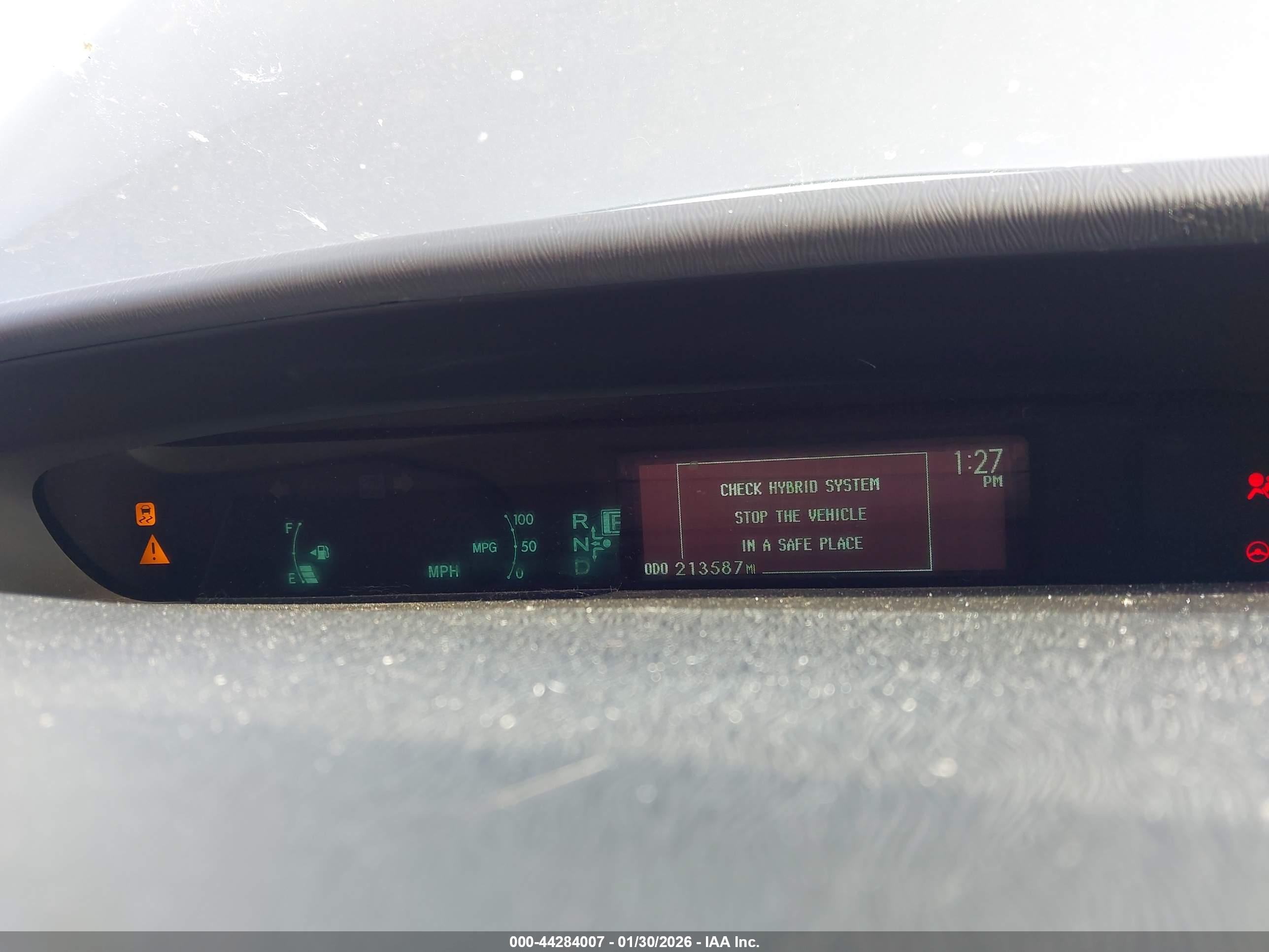 TOYOTA PRIUS image 7