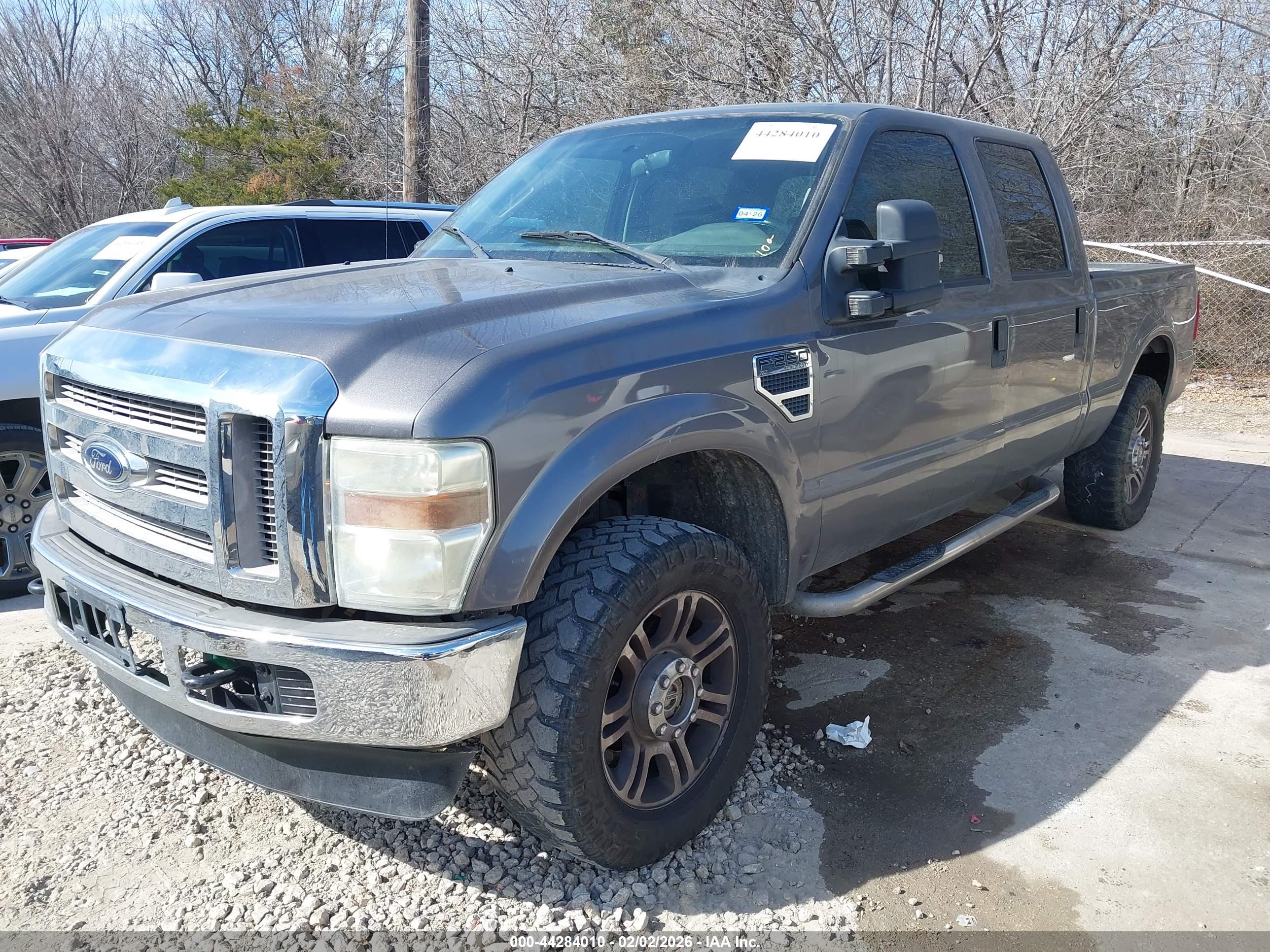 FORD F-250 image 2