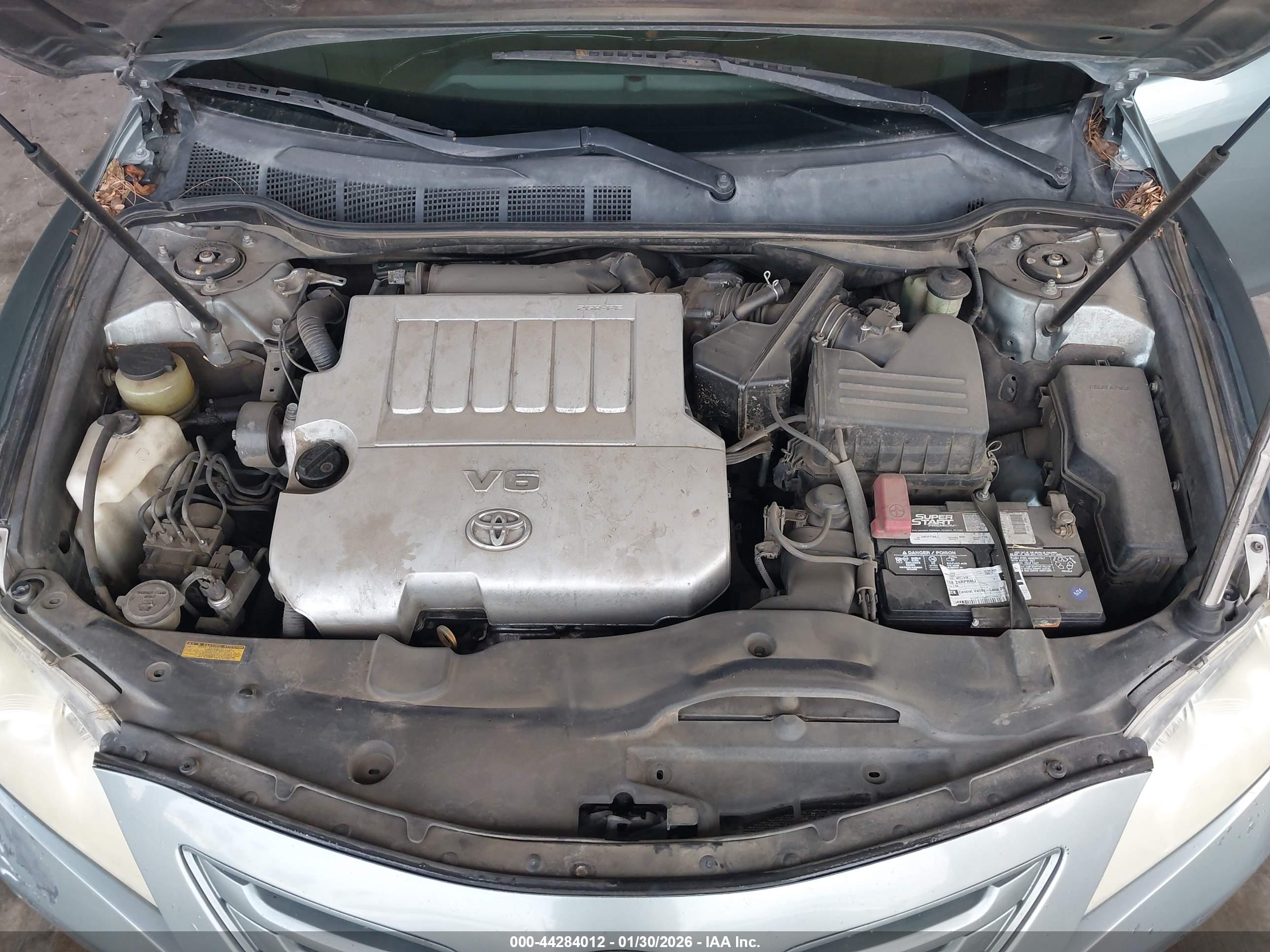 TOYOTA CAMRY image 10