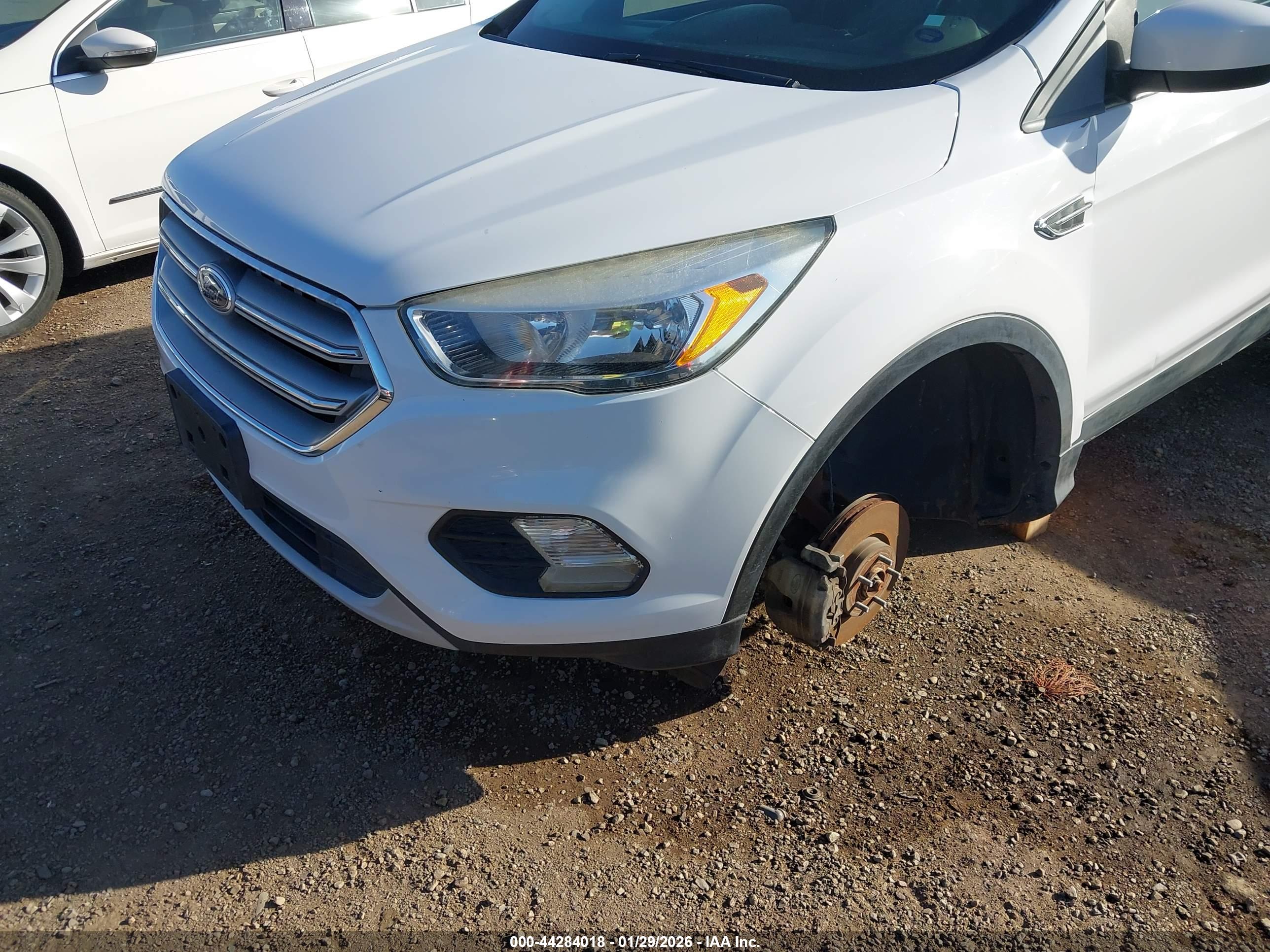 FORD ESCAPE image 6
