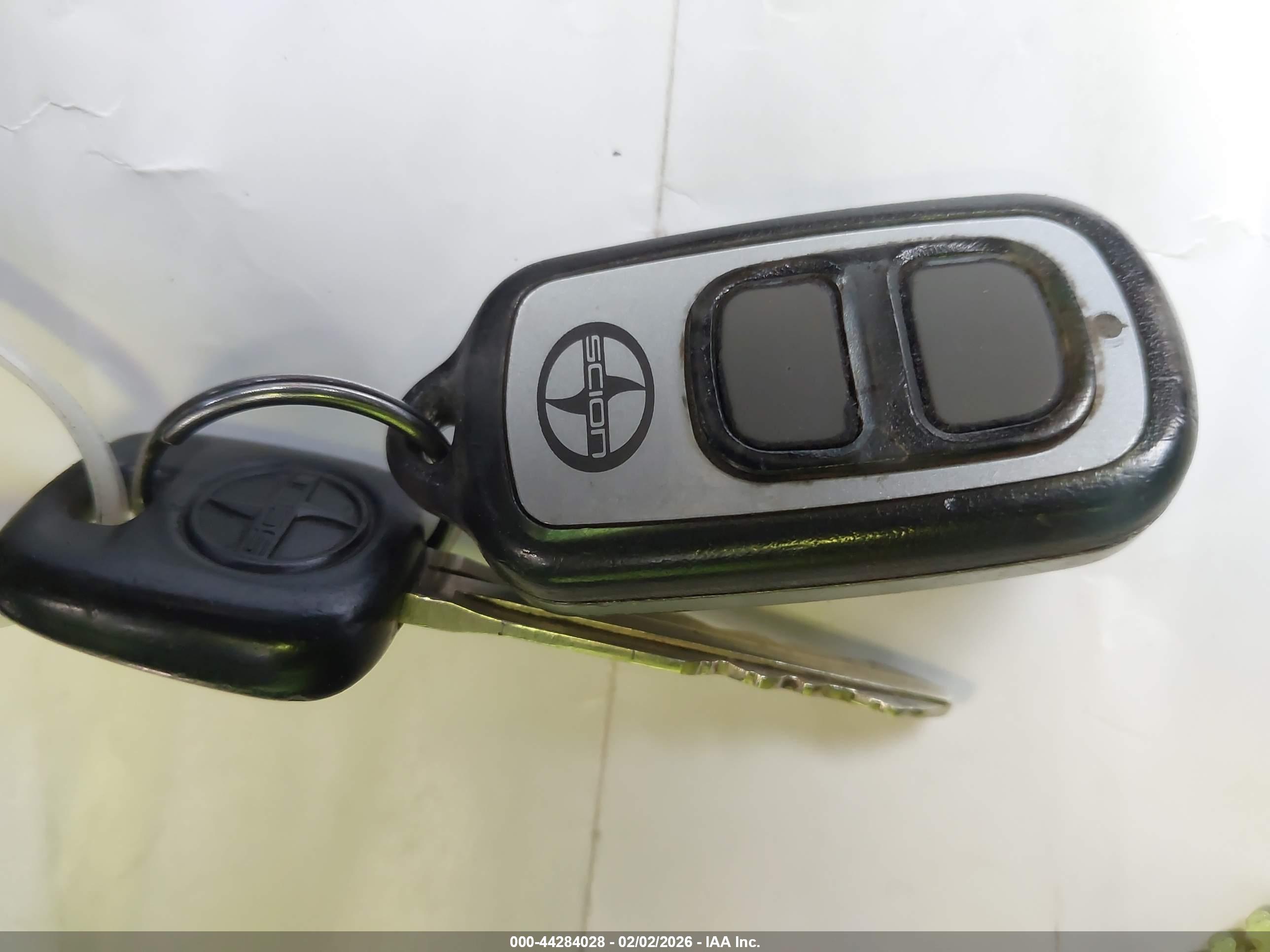 SCION XA image 11