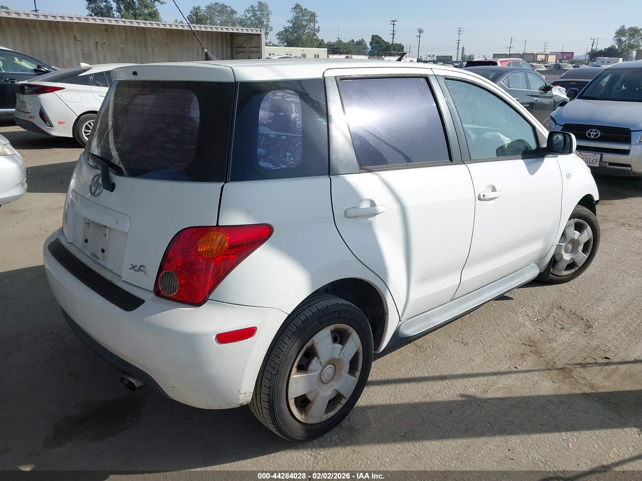 SCION XA image 4