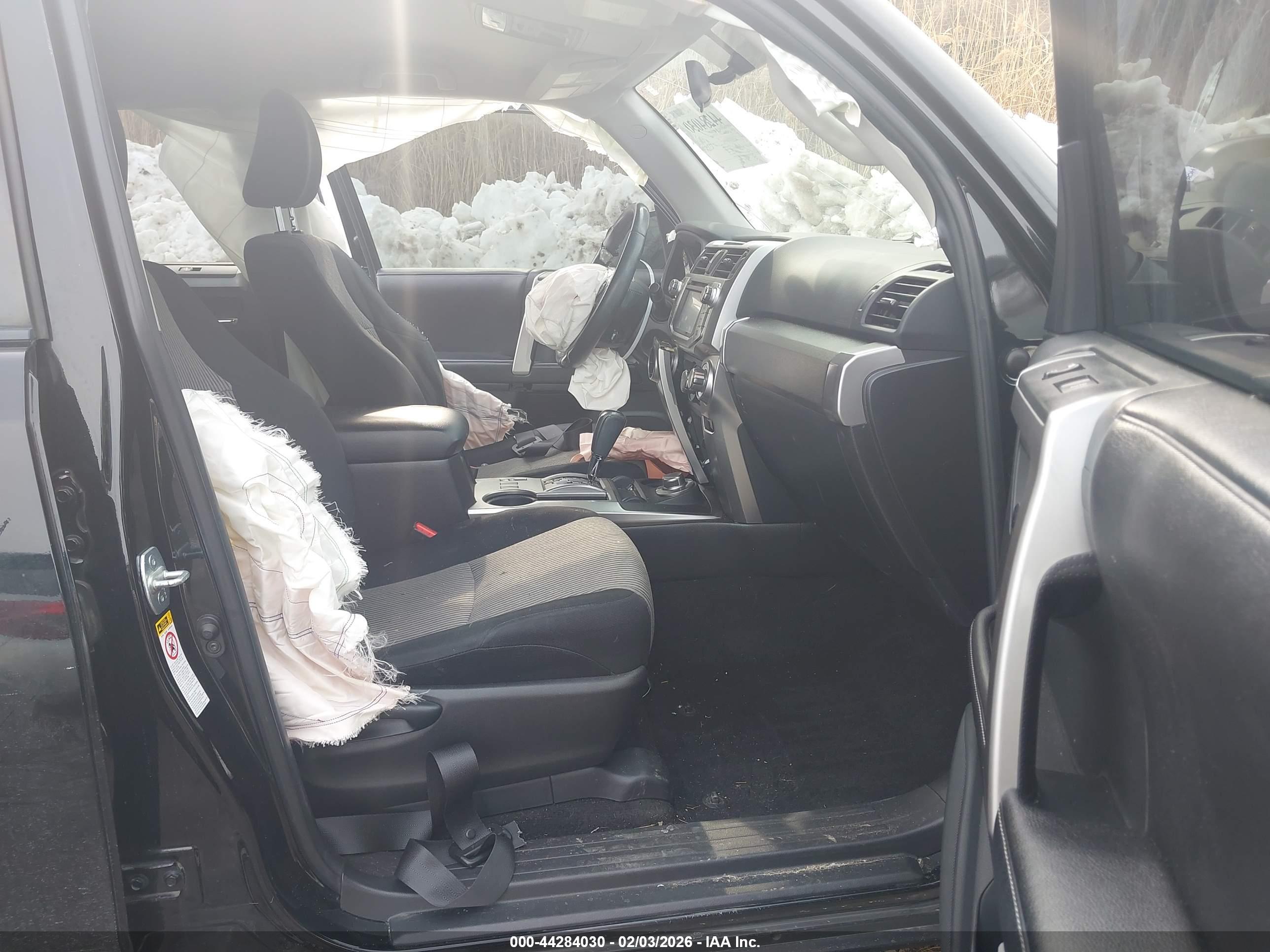 TOYOTA 4RUNNER image 5