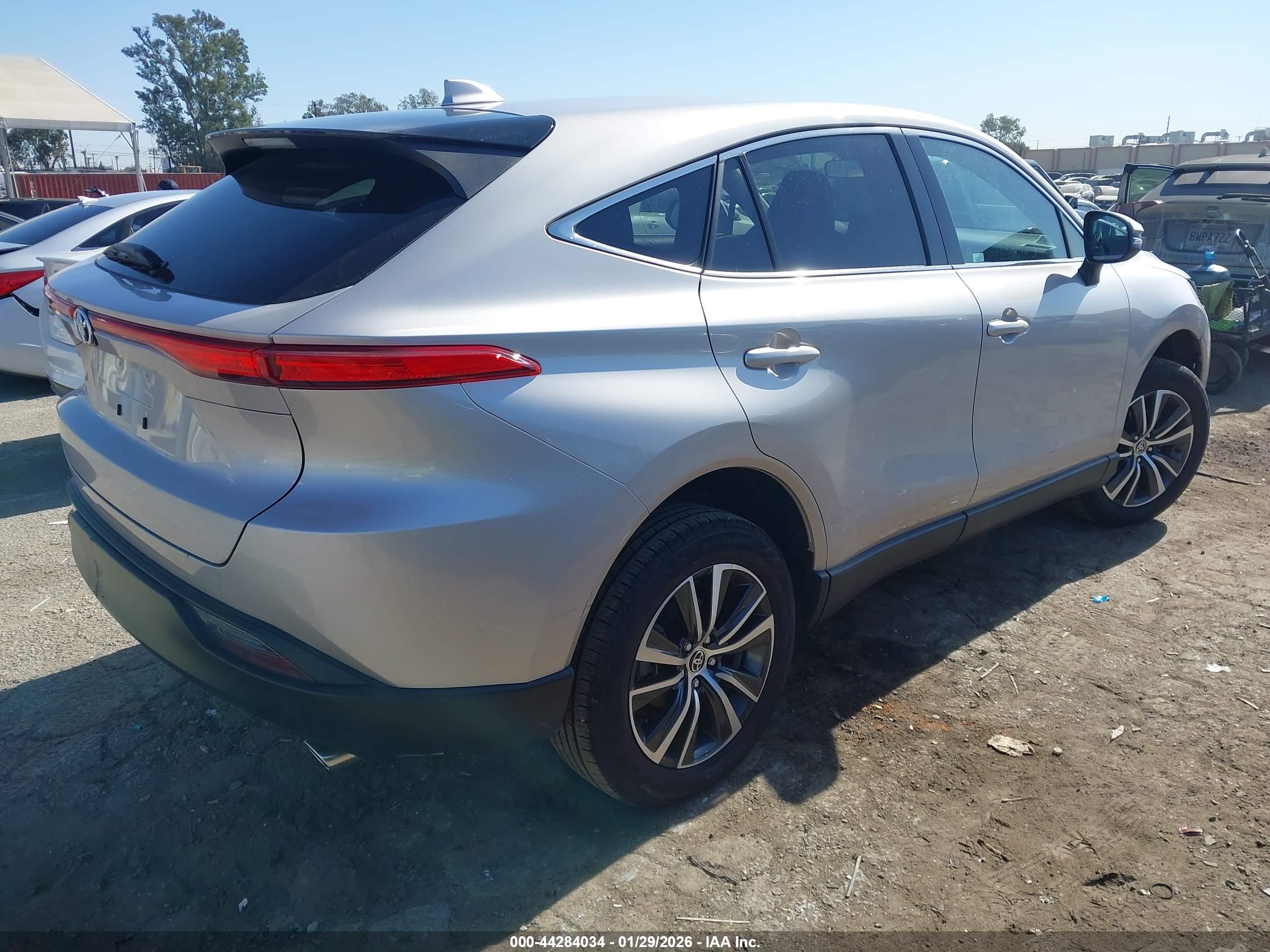 TOYOTA VENZA image 4