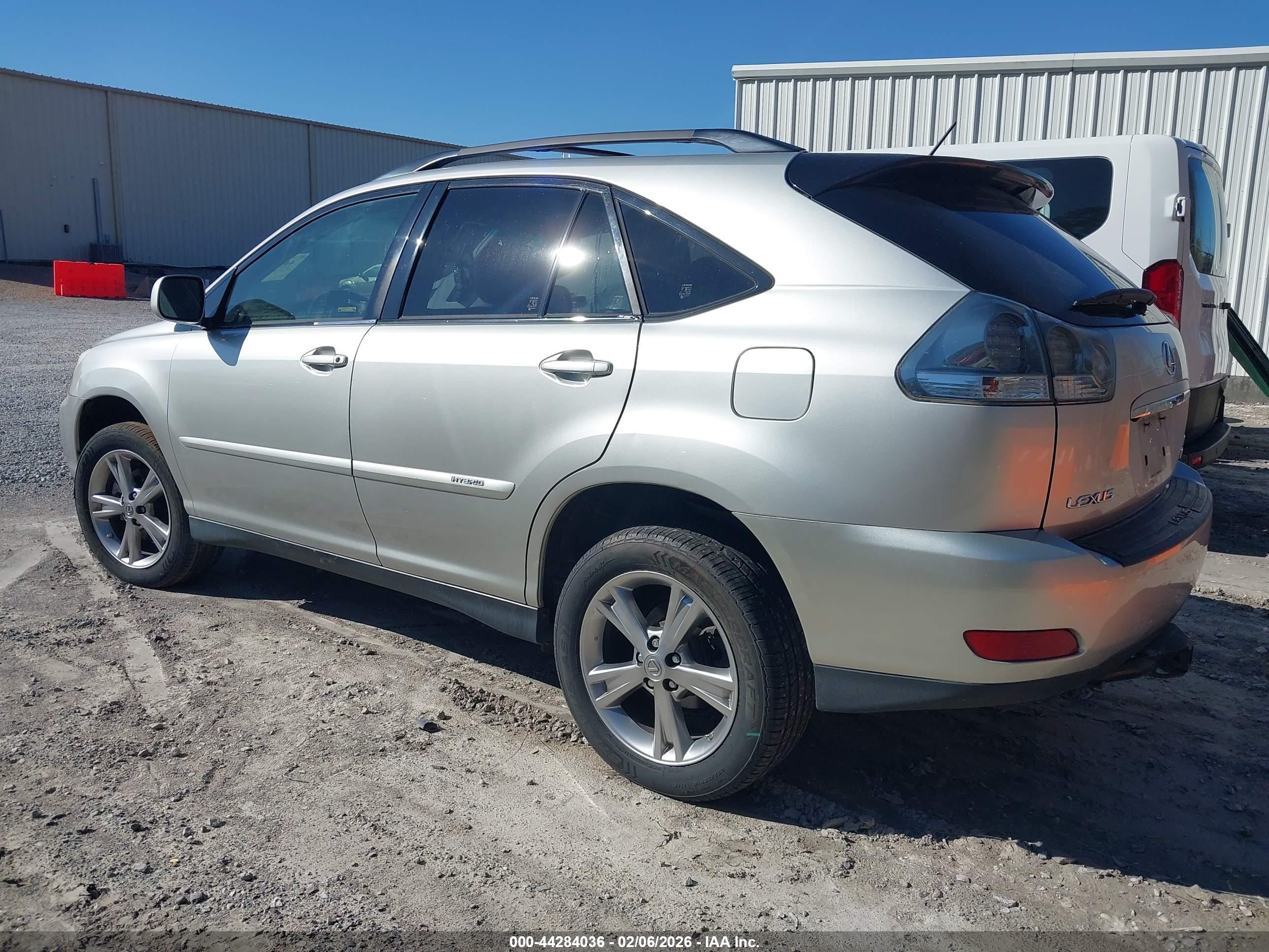 LEXUS RX image 6