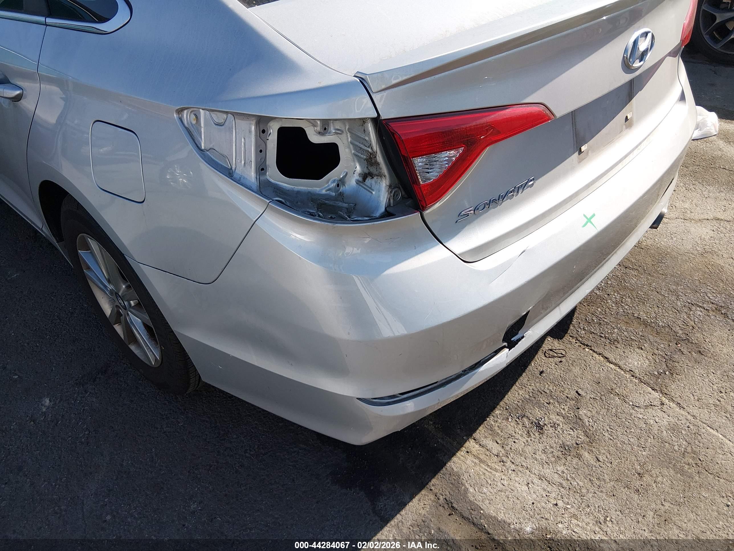 HYUNDAI SONATA image 6
