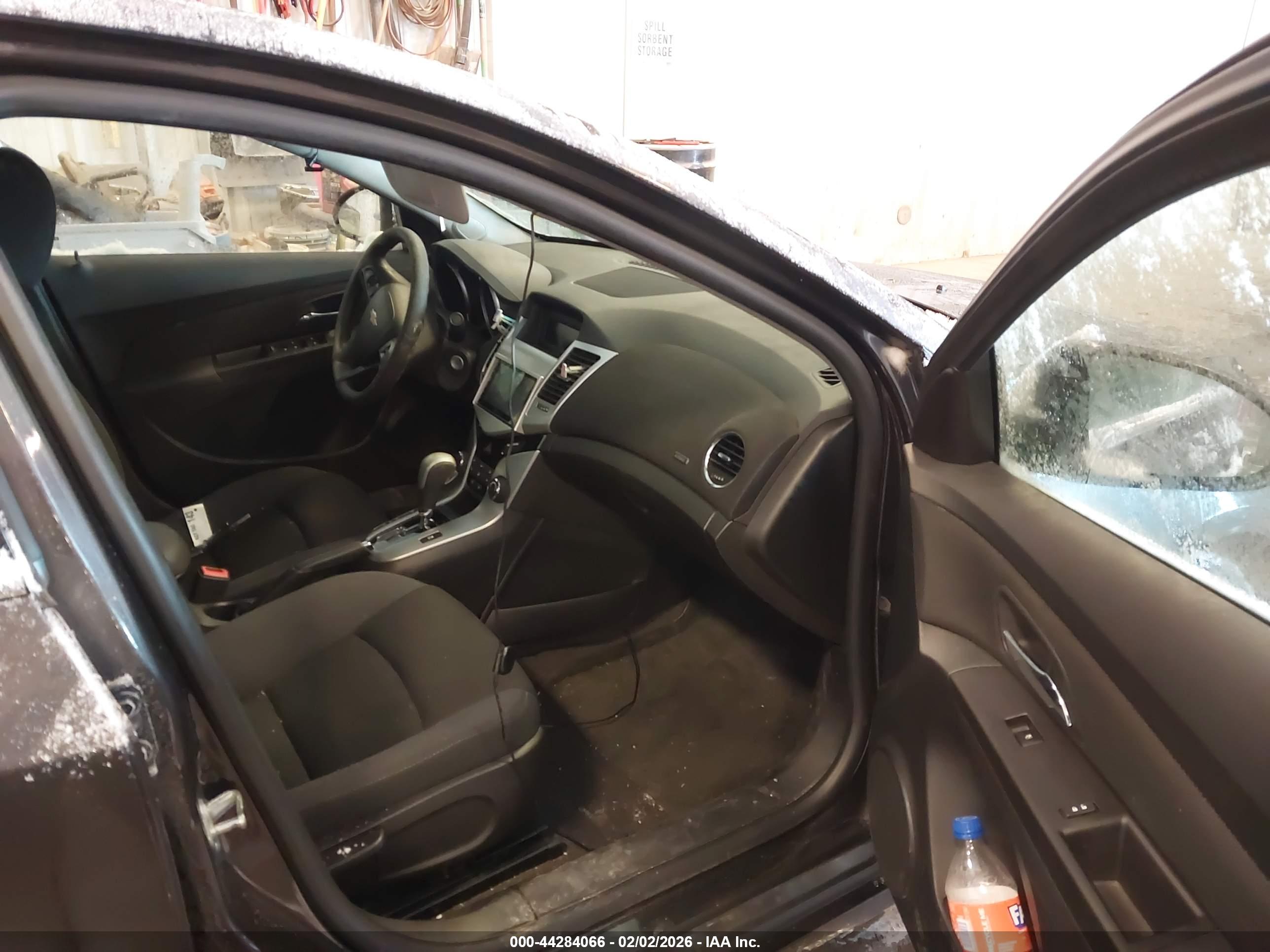 CHEVROLET CRUZE image 5