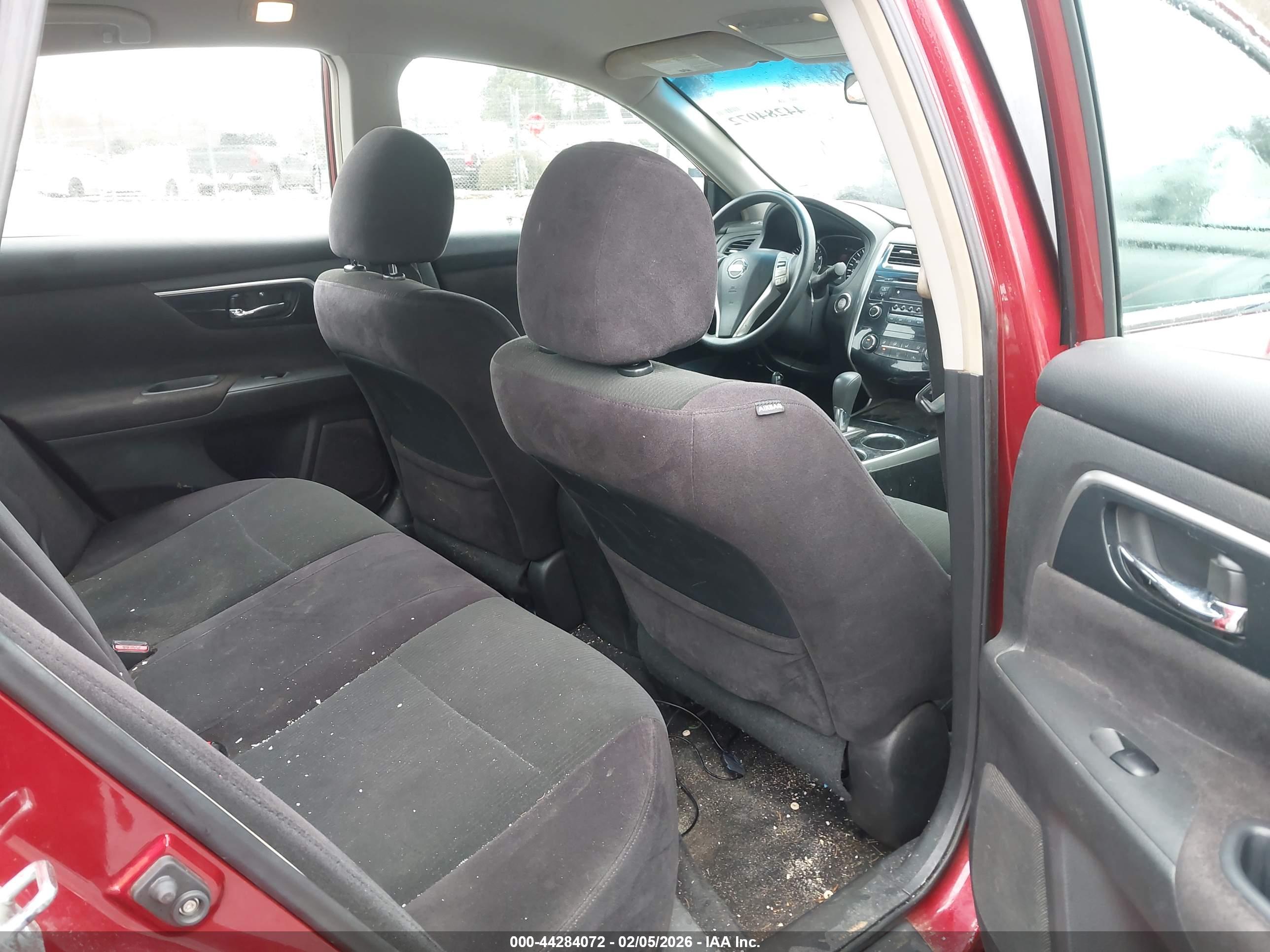 NISSAN ALTIMA image 8