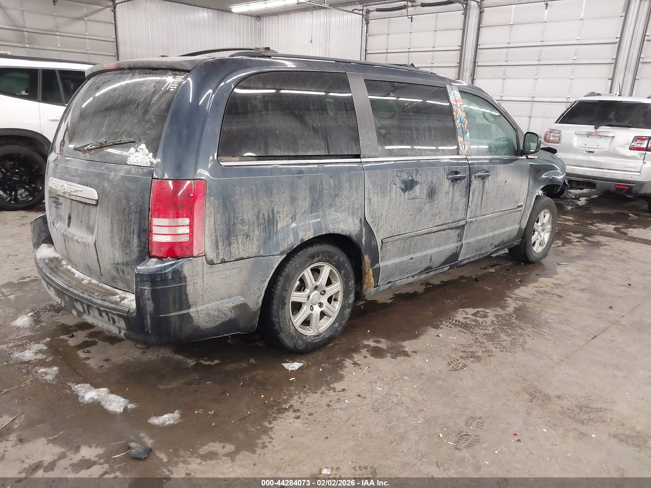 CHRYSLER TOWN image 4