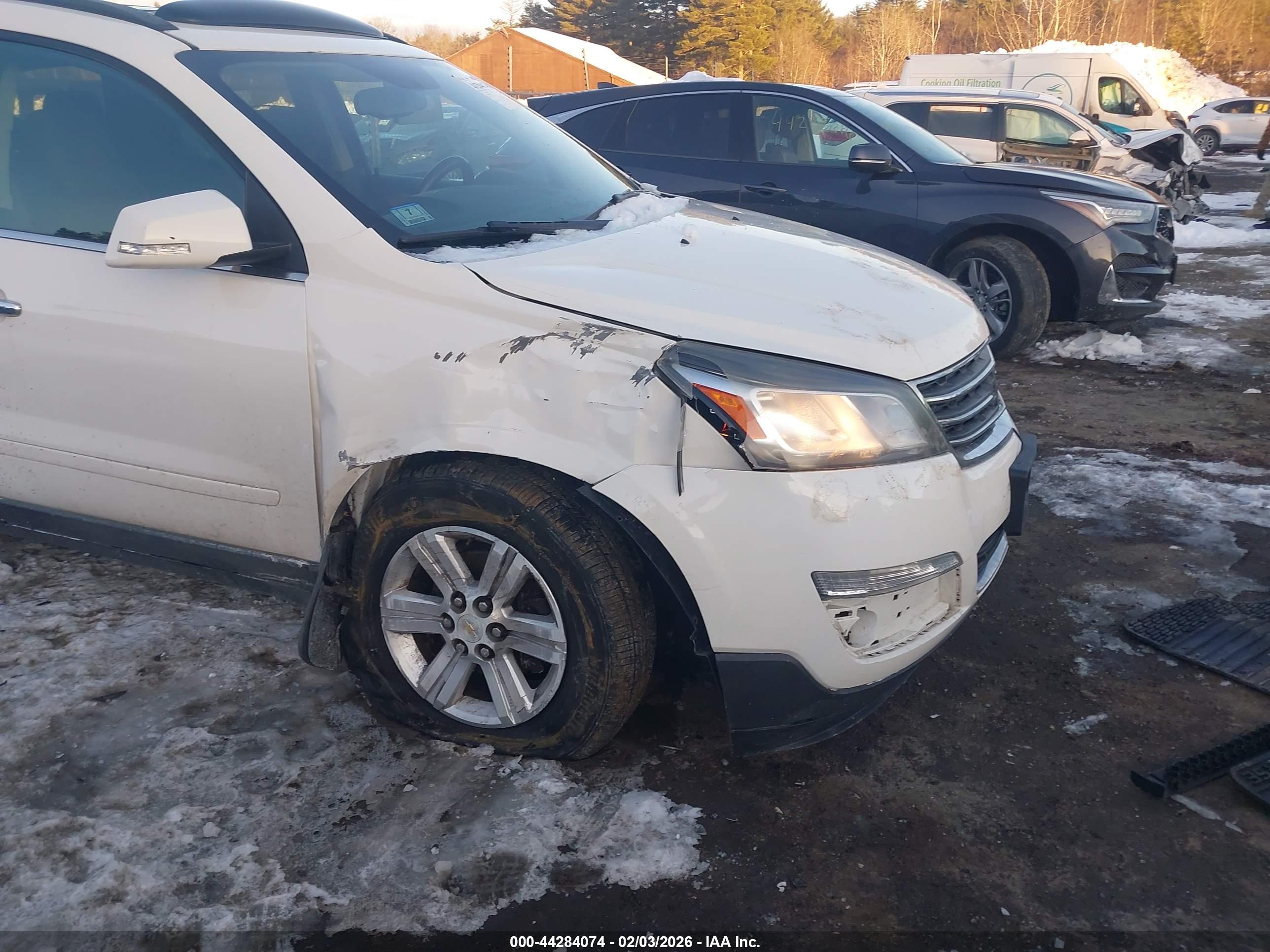 CHEVROLET TRAVERSE image 6