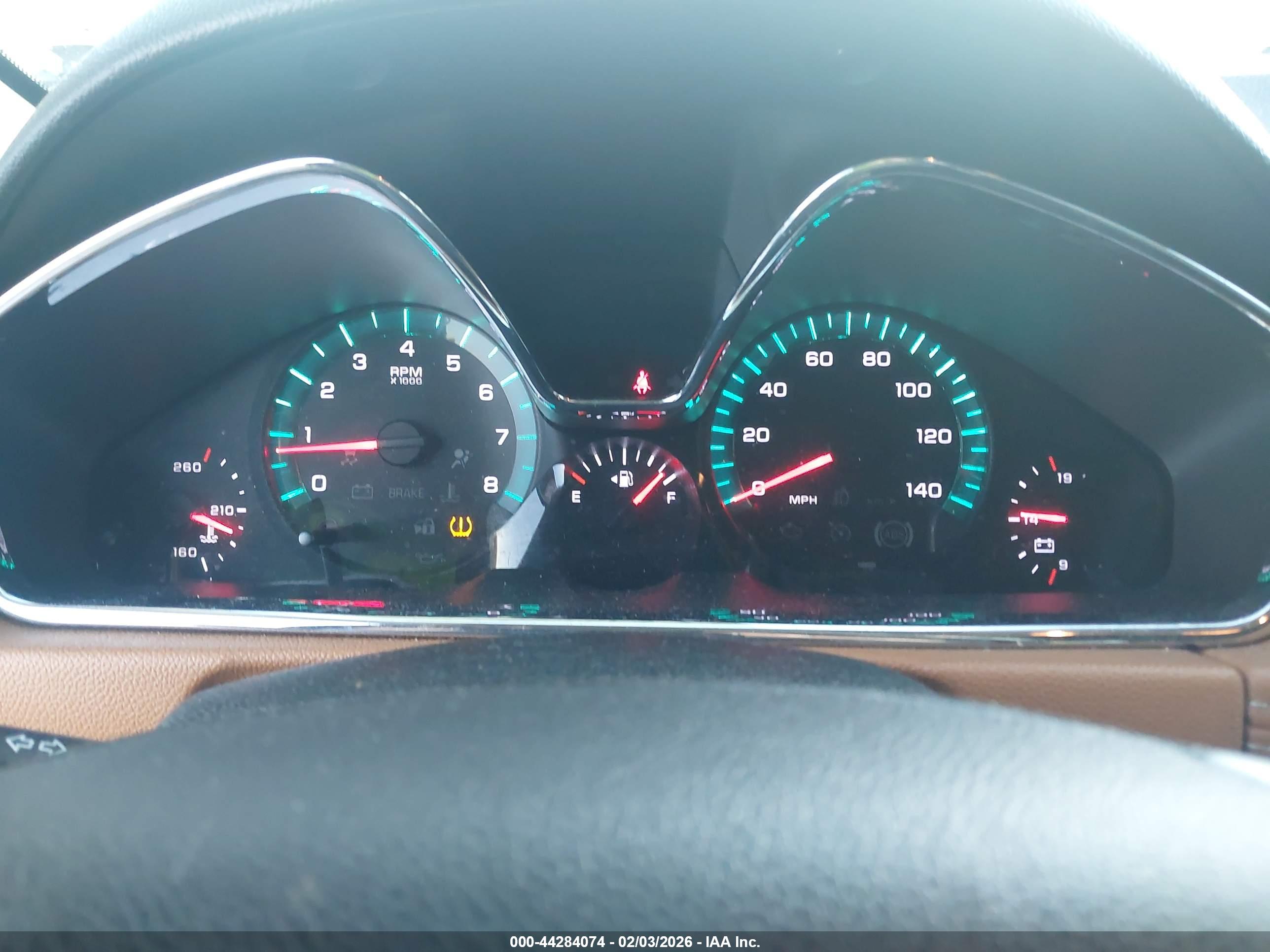 CHEVROLET TRAVERSE image 7