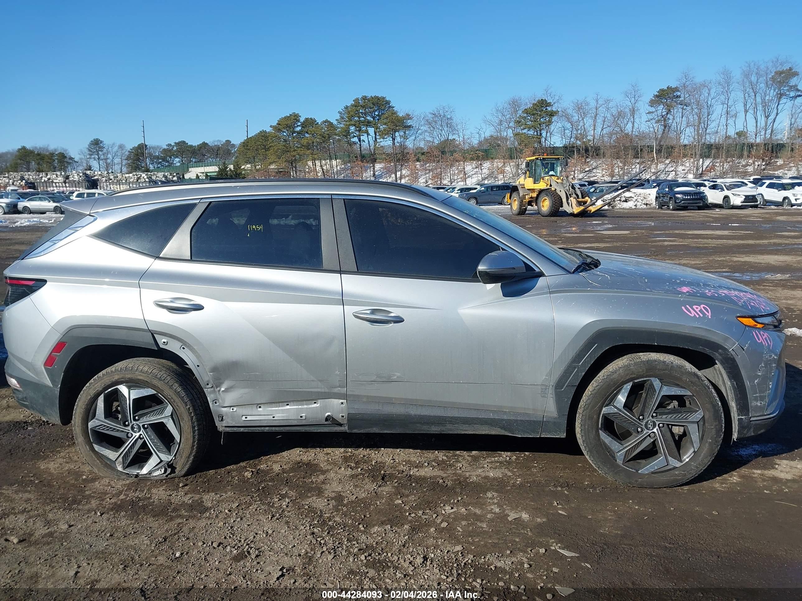 HYUNDAI TUCSON image 6