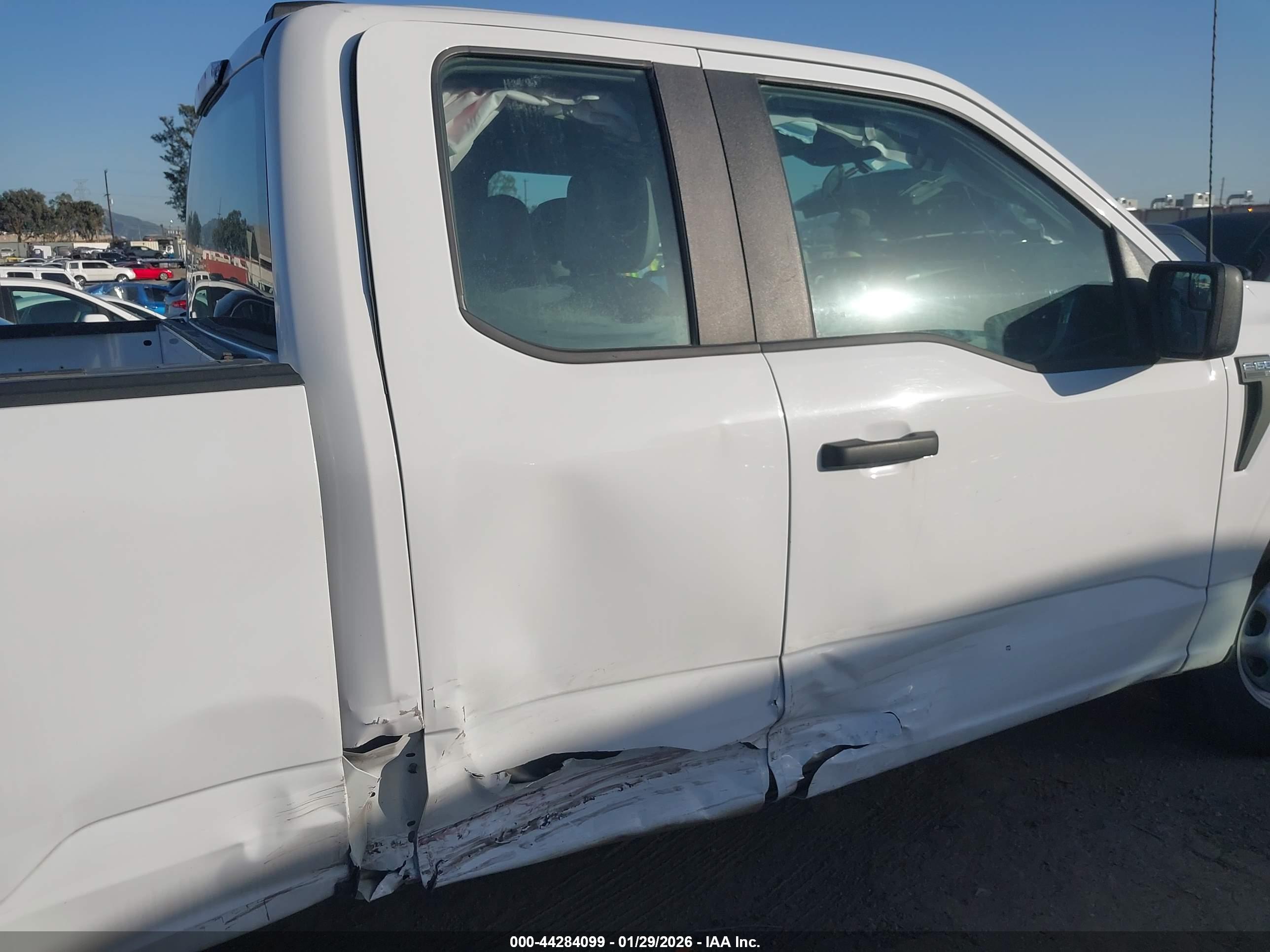 FORD F-150 image 6