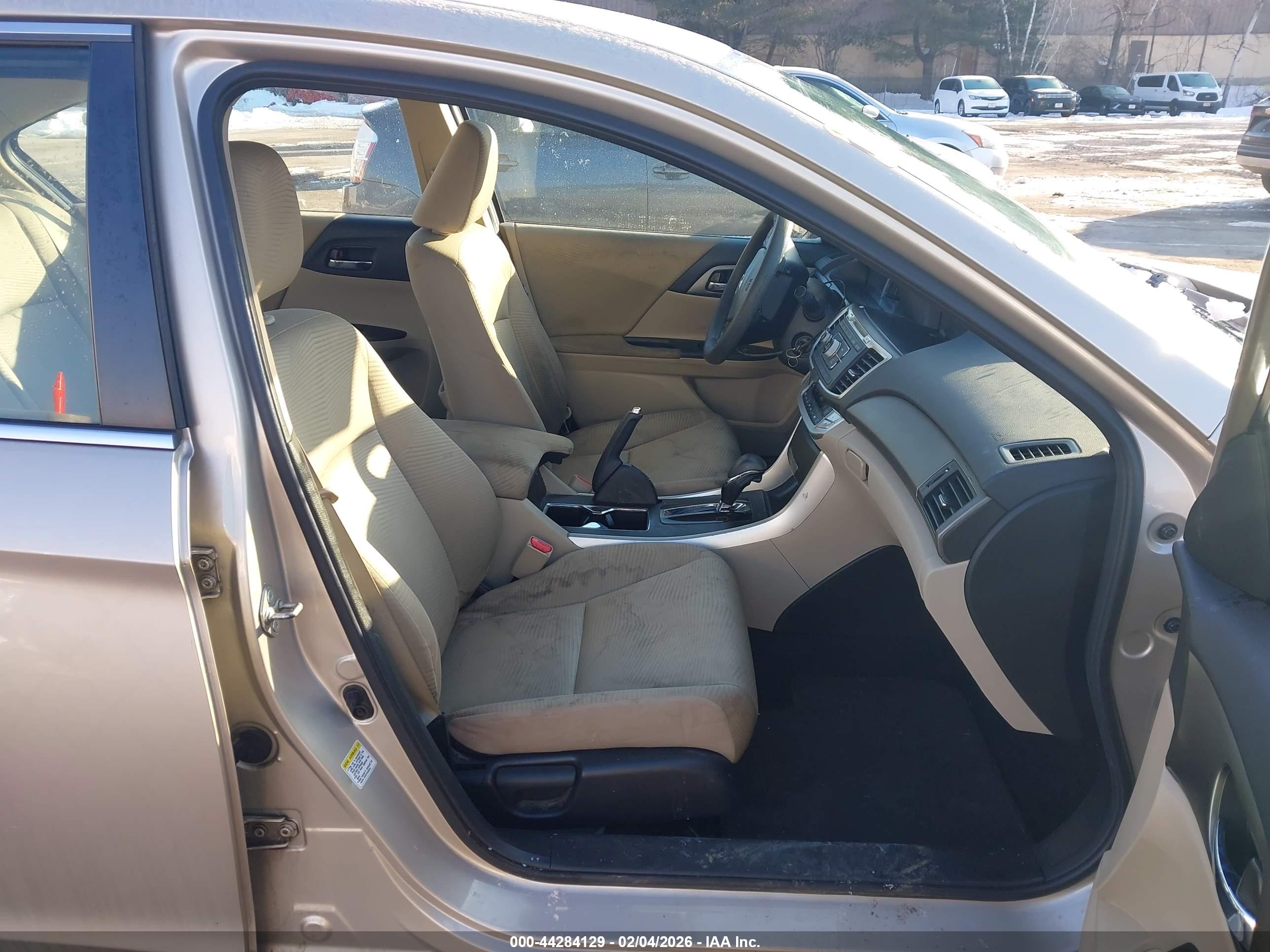 HONDA ACCORD image 5