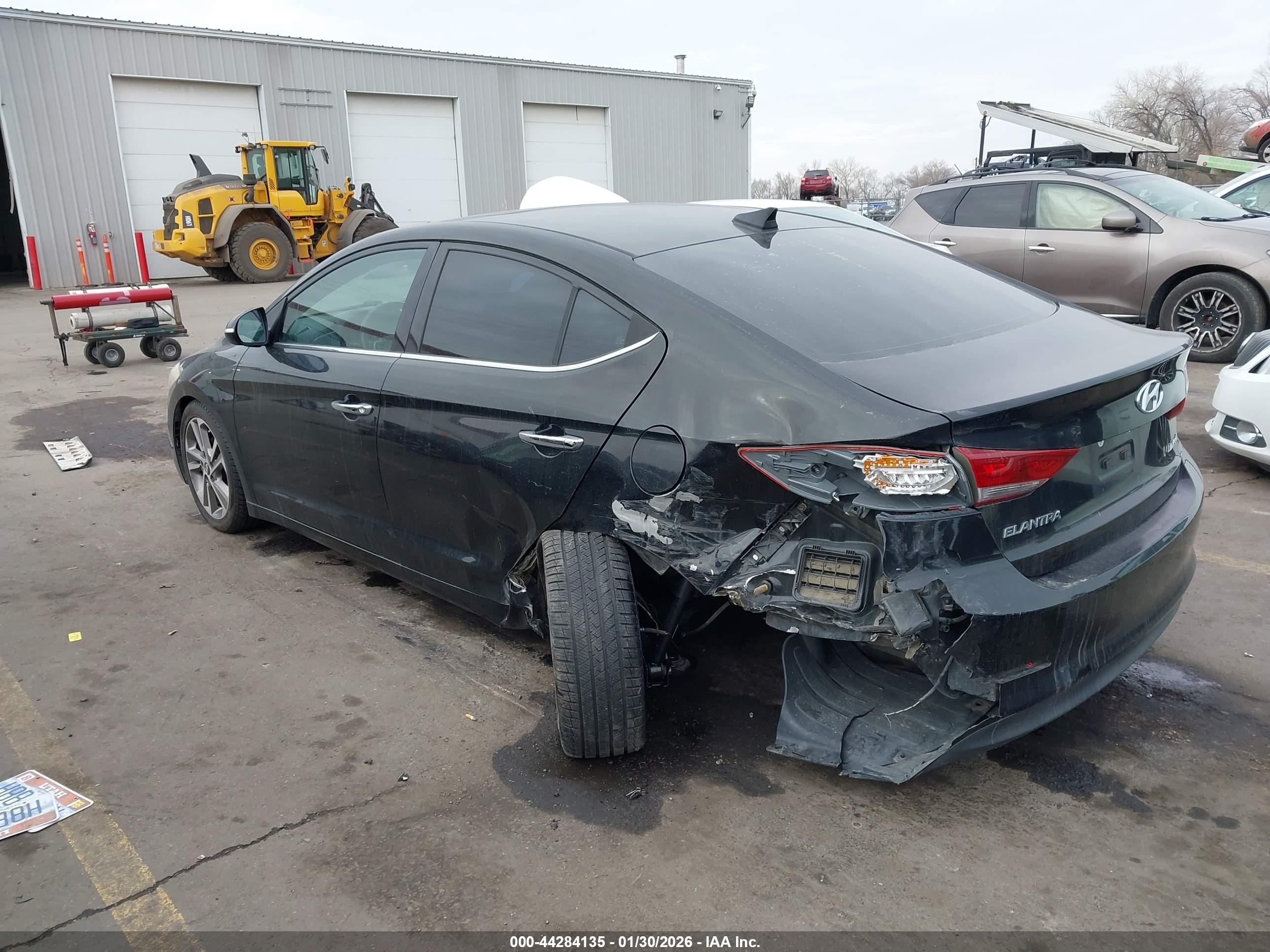 HYUNDAI ELANTRA image 3