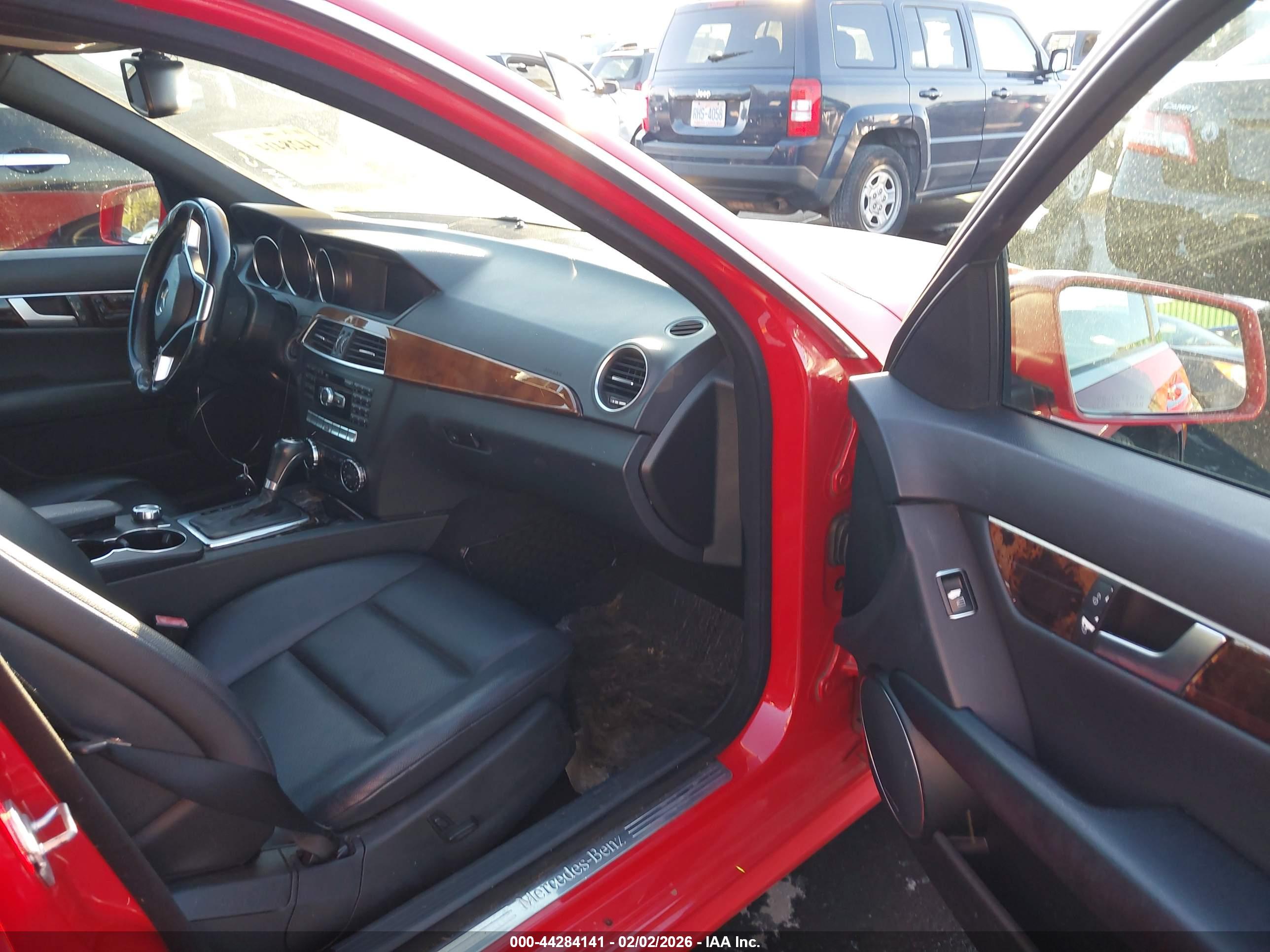 MERCEDES-BENZ C image 5